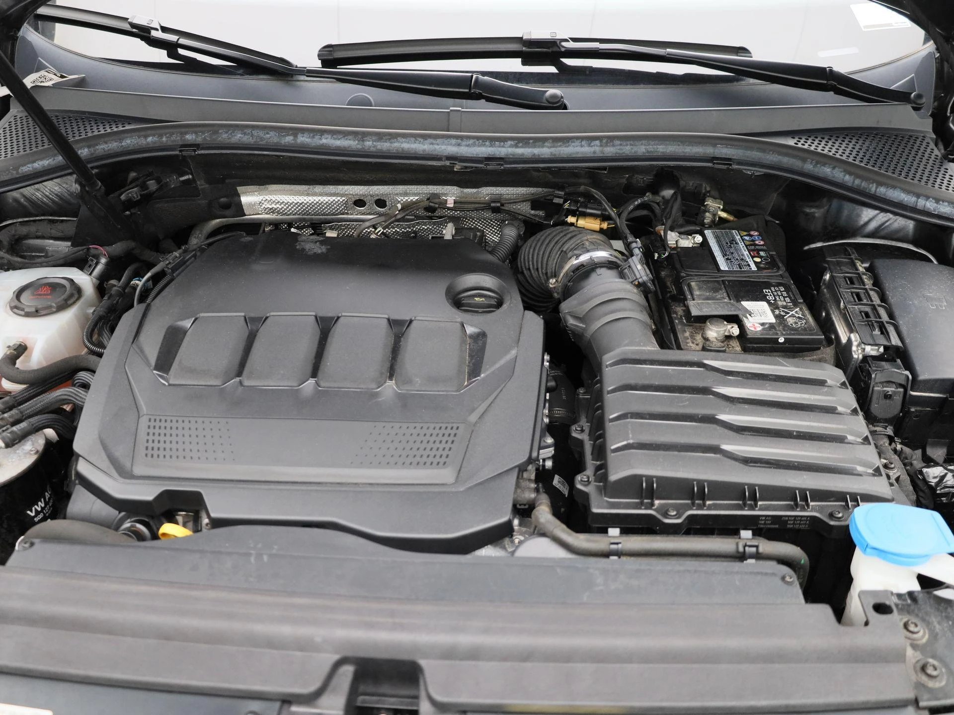 Volkswagen-Tiguan-image-45