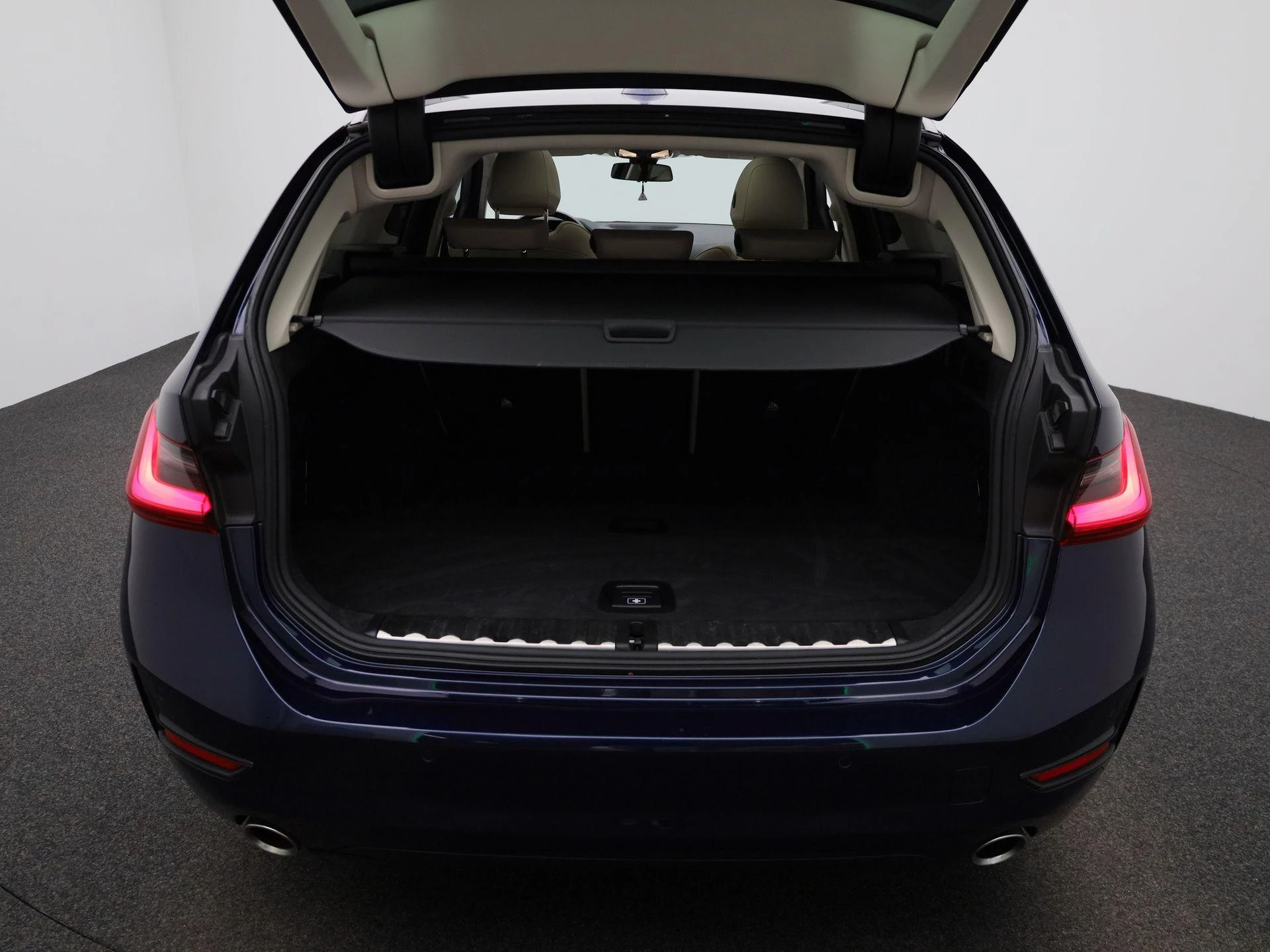 BMW-3 Serie-image-13