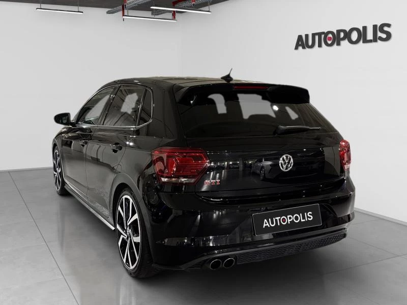 Volkswagen-Polo-image-16