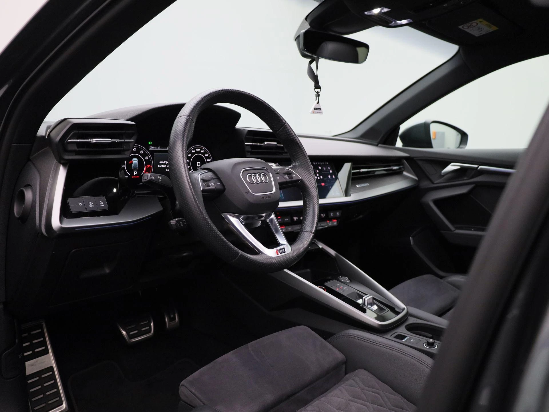 Audi-RS3-image-42