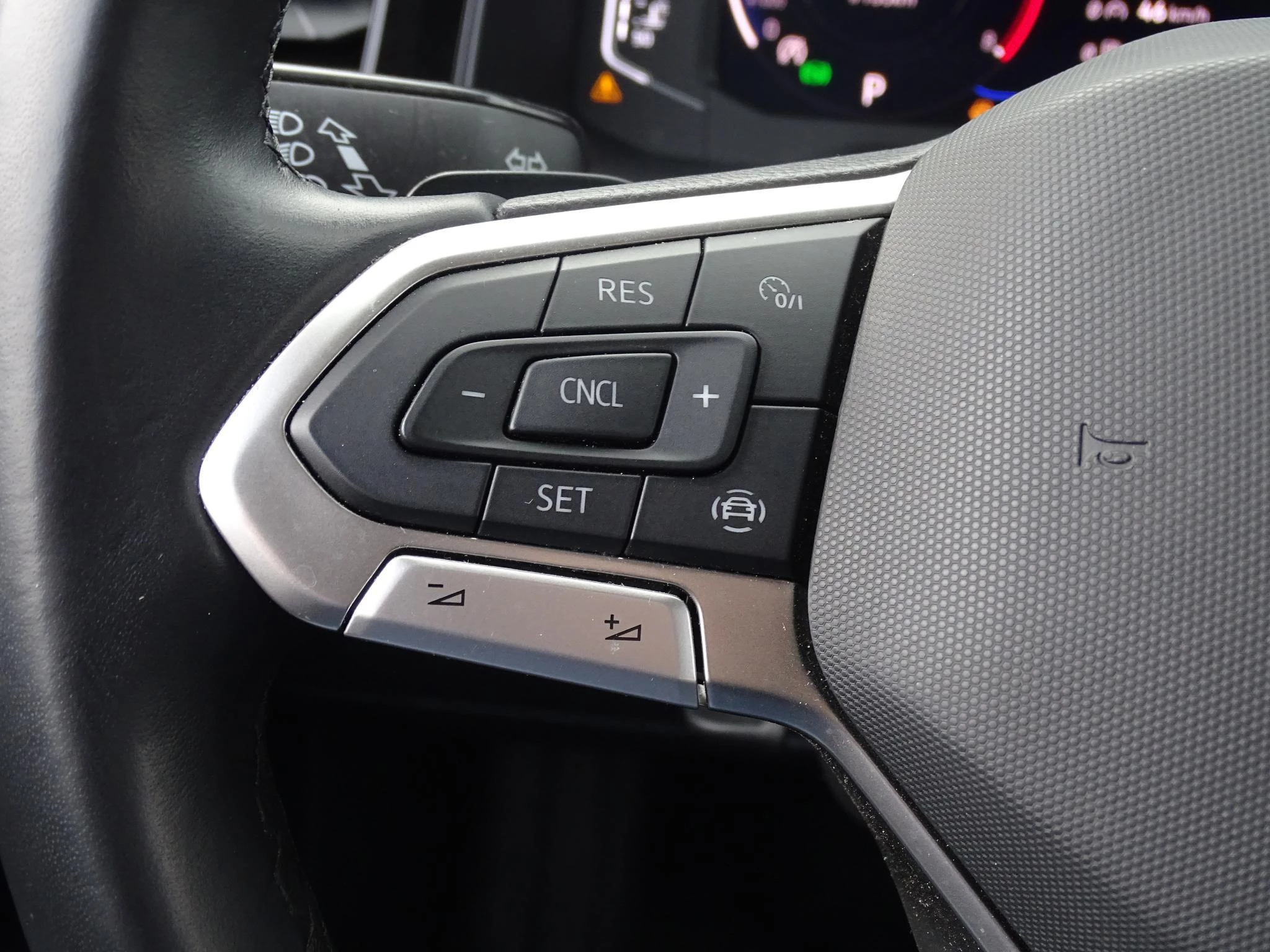 Volkswagen-Taigo-image-20