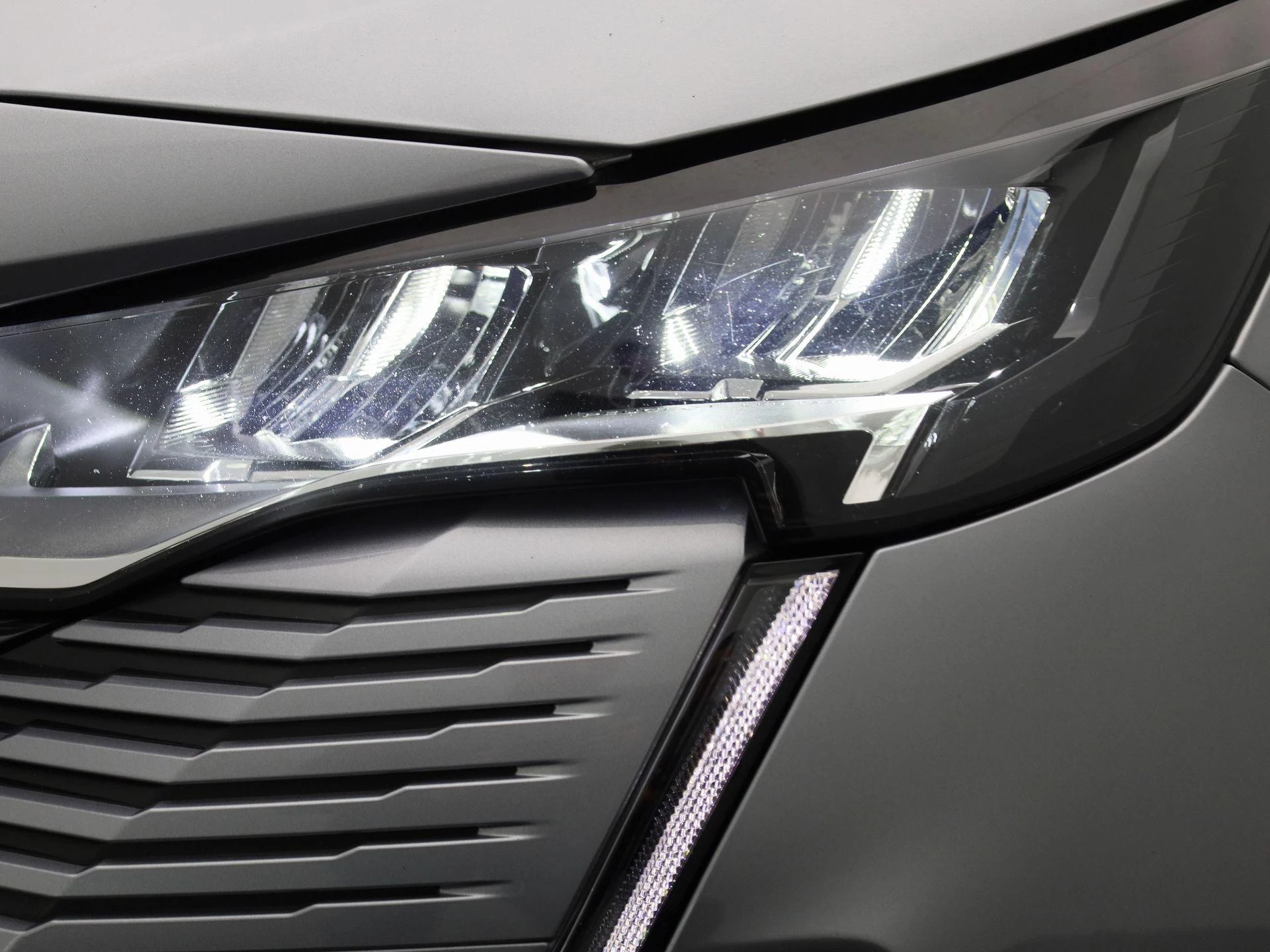 Peugeot-5008-image-13