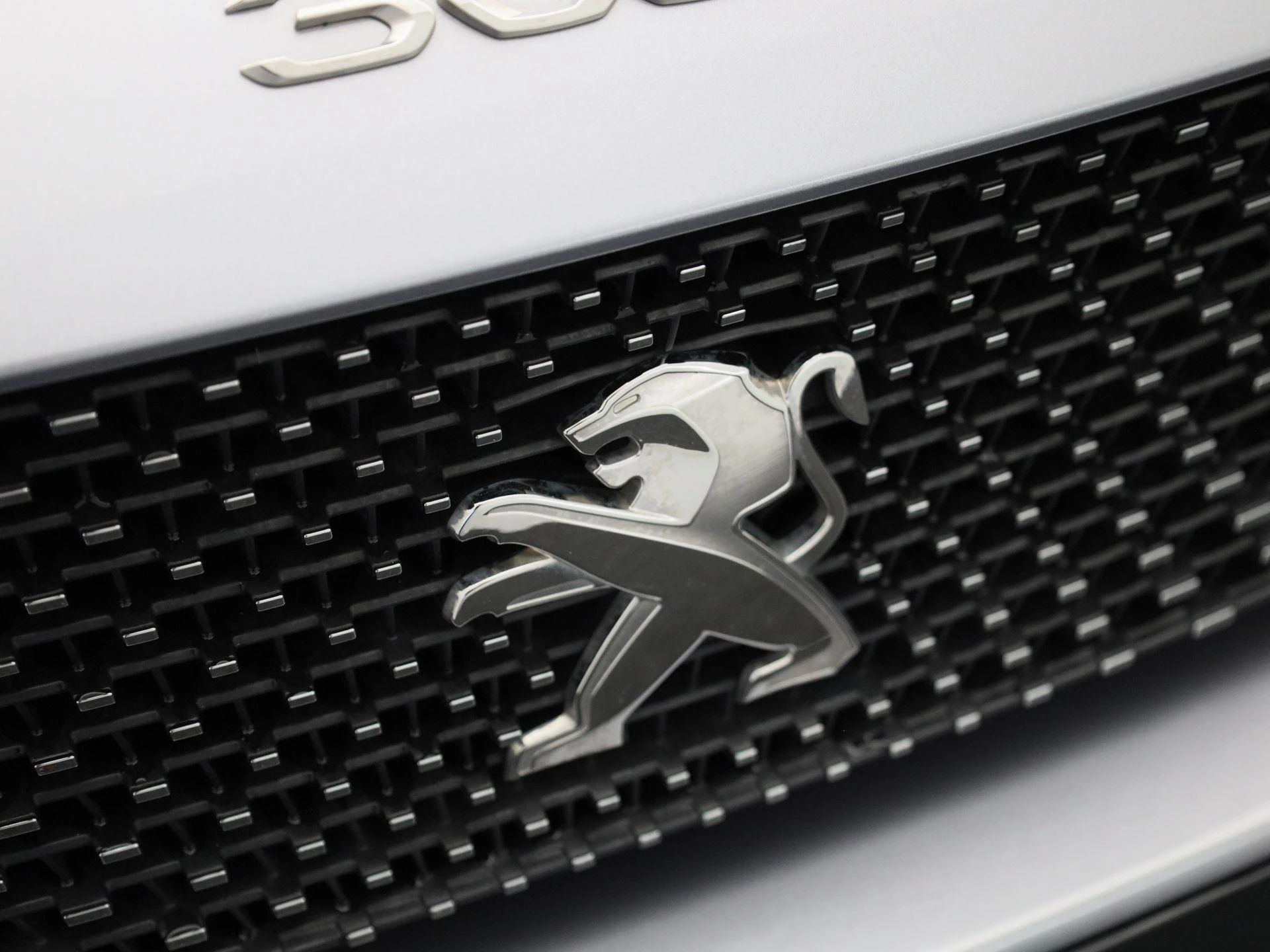 Peugeot 3008 1.6 HYBRID4 300 e-Auto8 GT