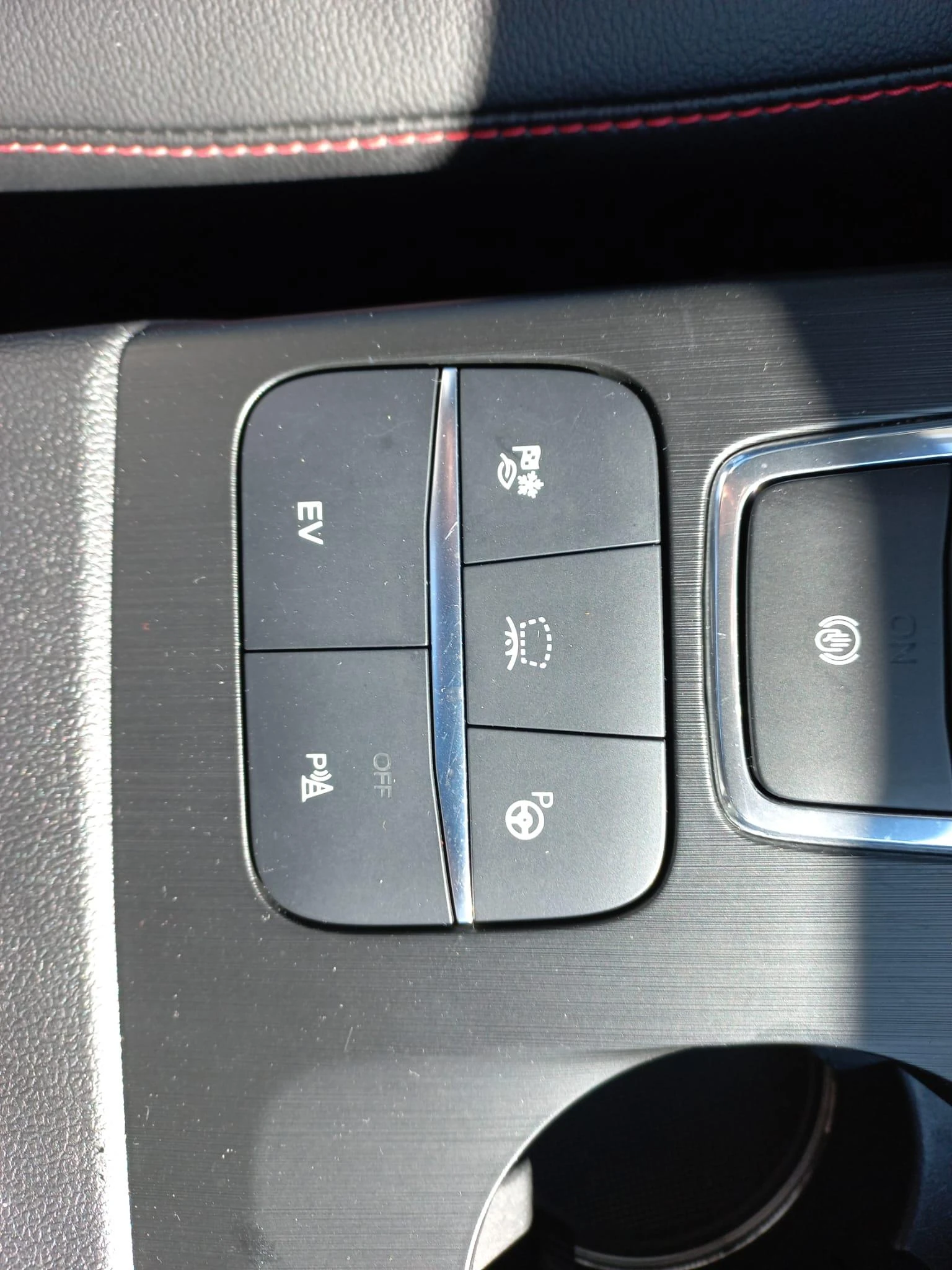 Ford-Kuga-image-18