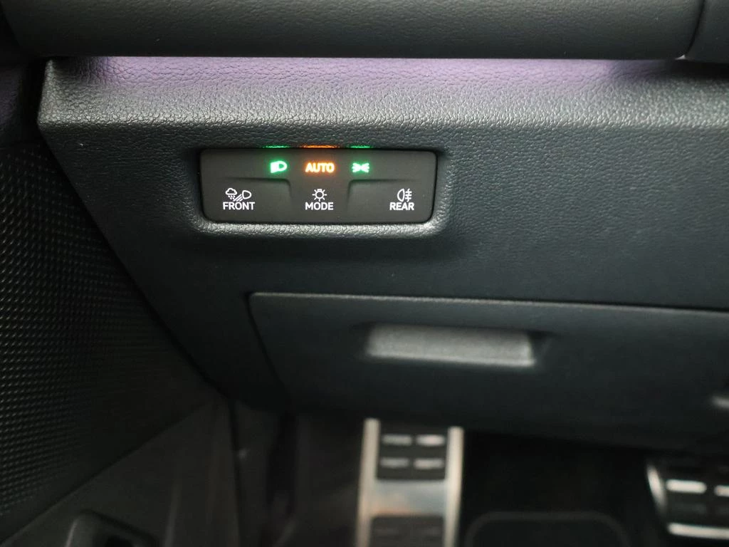 Volkswagen-Tiguan-image-27