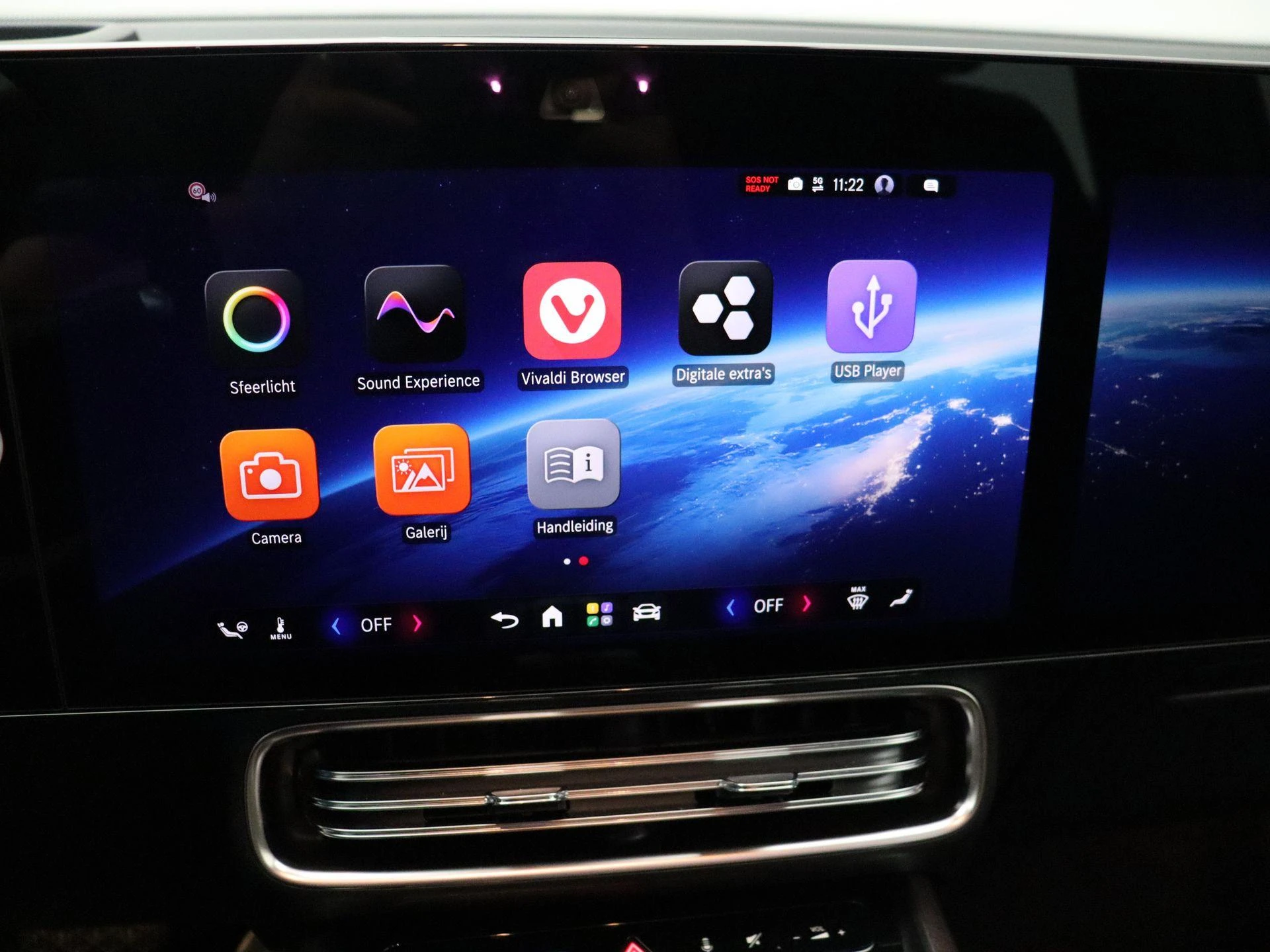 Mercedes-Benz-GLB-image-20