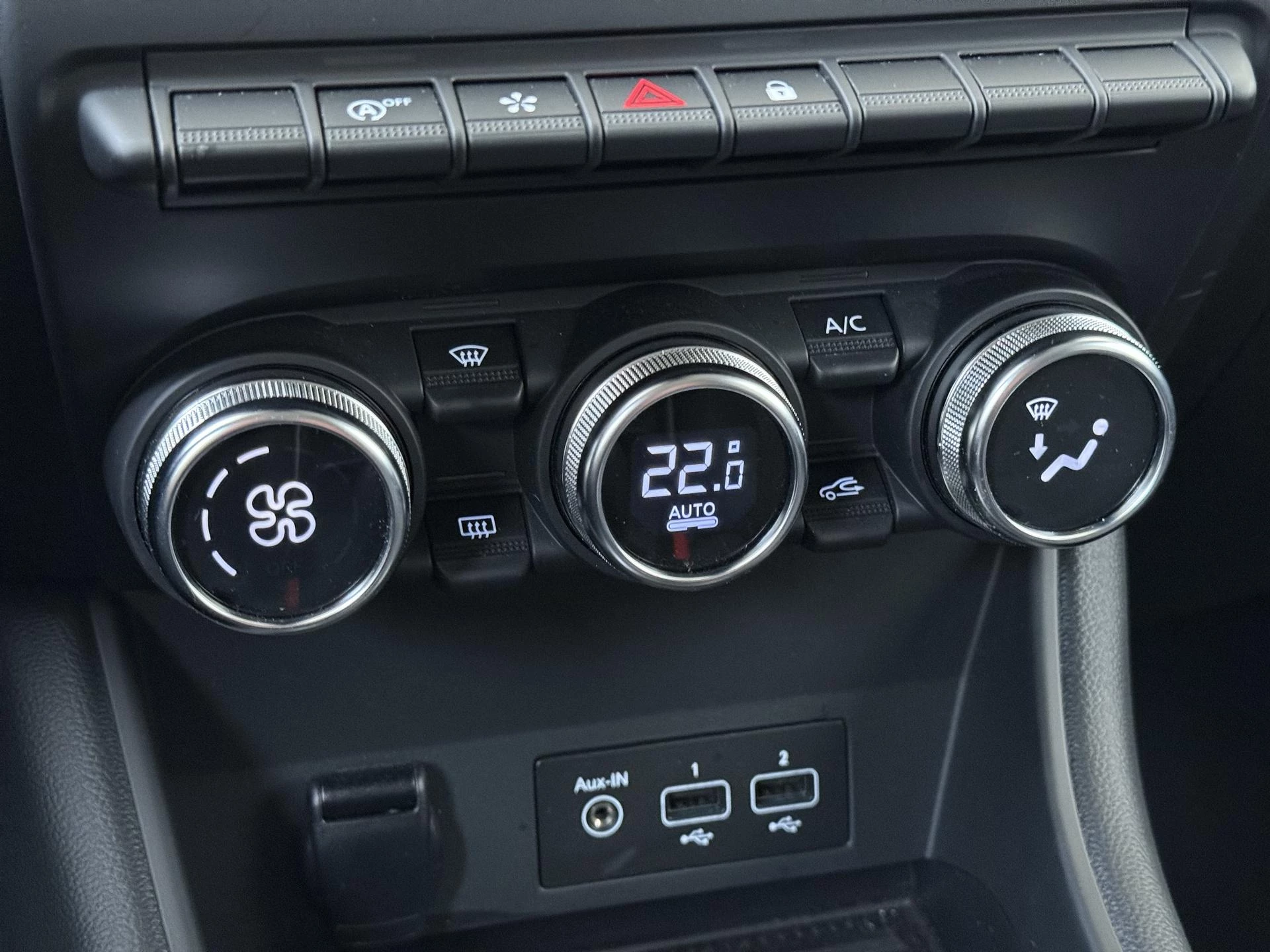 Renault-Captur-image-22