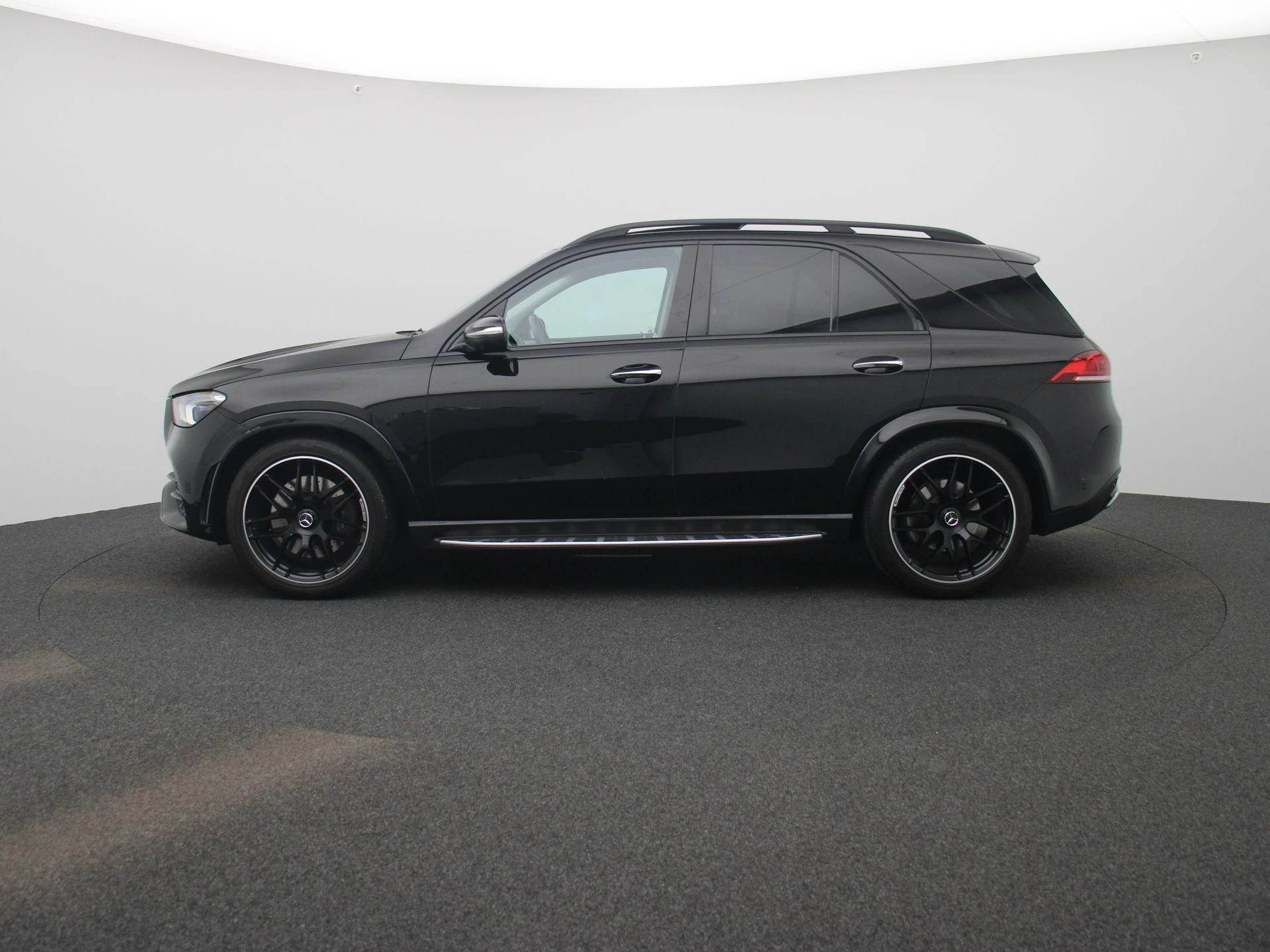 Mercedes-Benz-GLE-image-3
