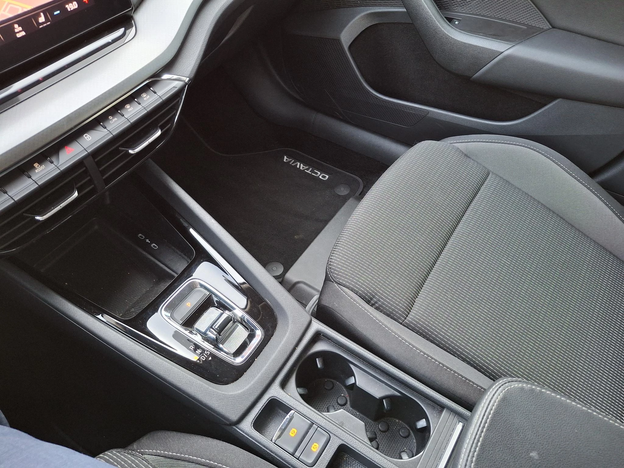 Škoda Octavia 1.0 e-TSI Ambition