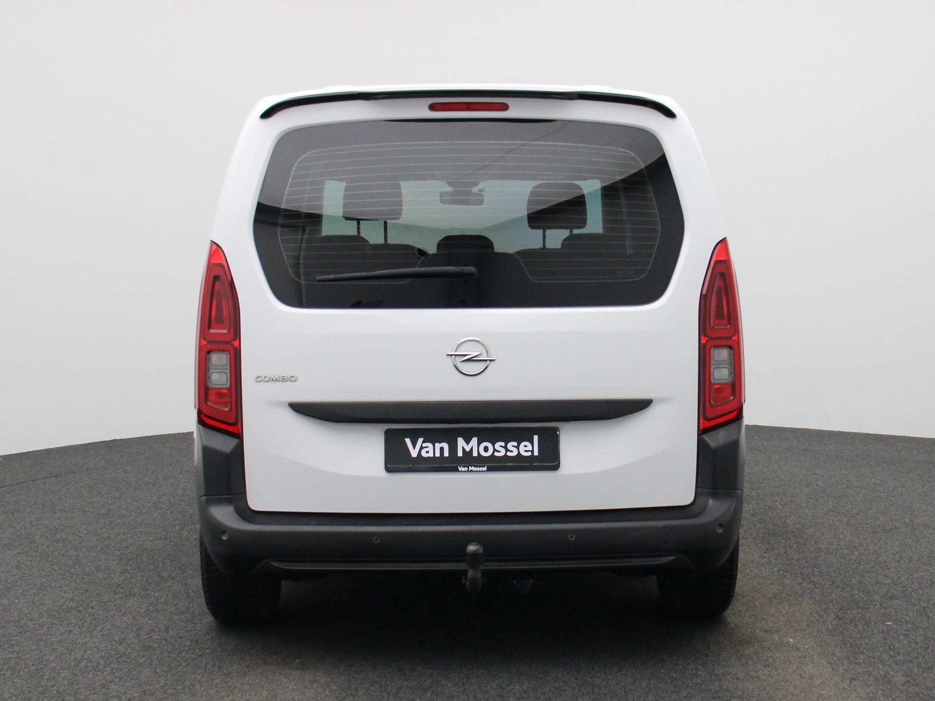 Opel-Combo Life-image-4