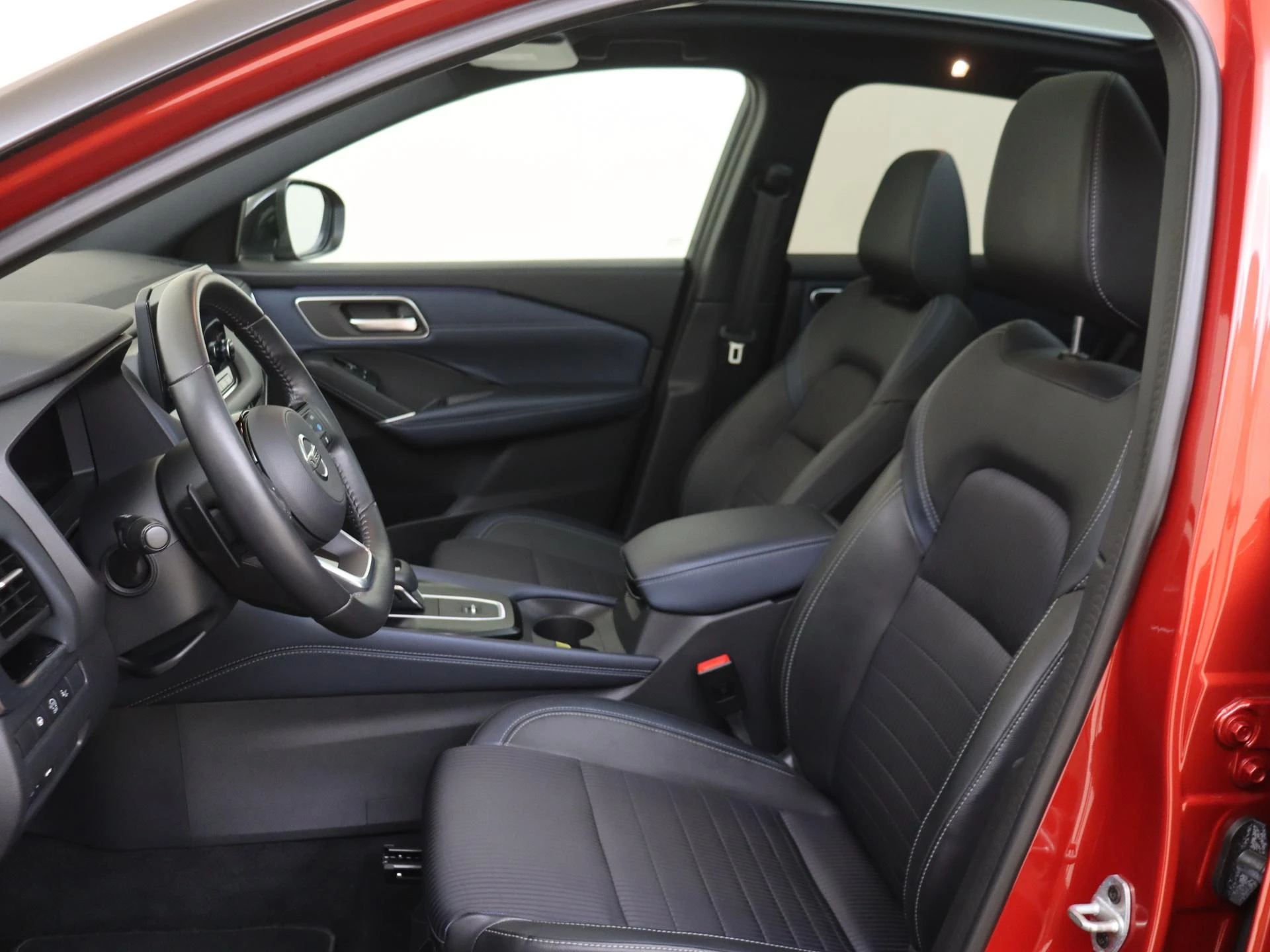 Nissan-QASHQAI-image-14
