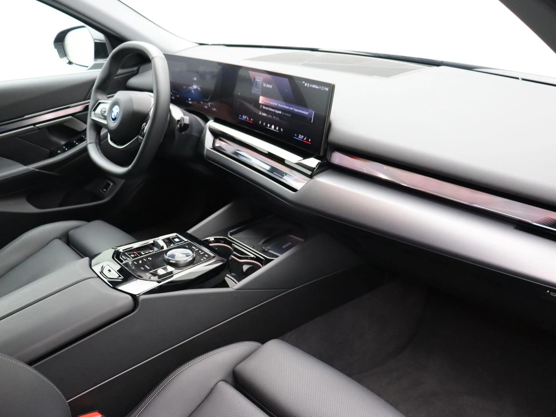 BMW-i5-image-23