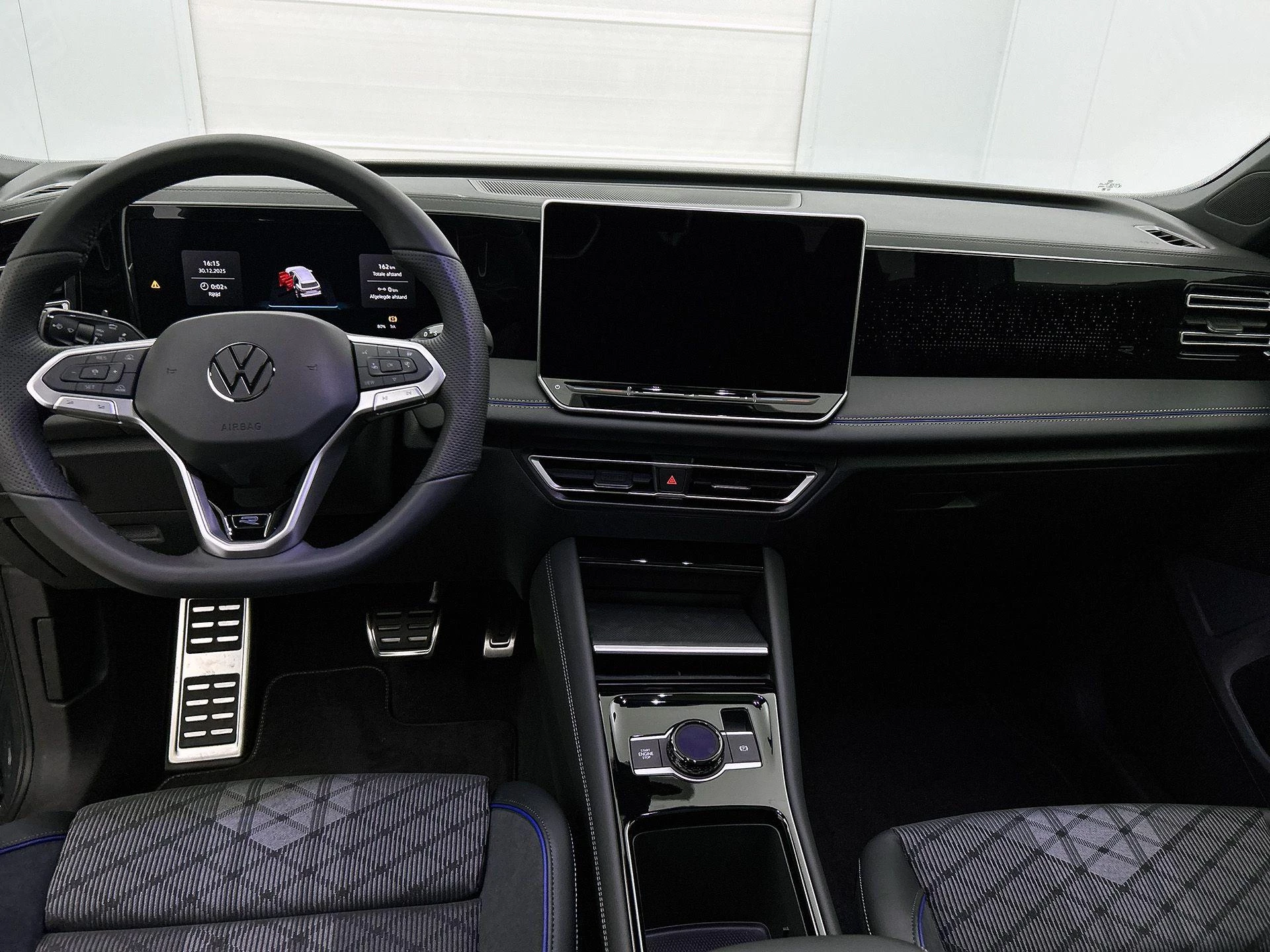 Volkswagen-Tiguan-image-19
