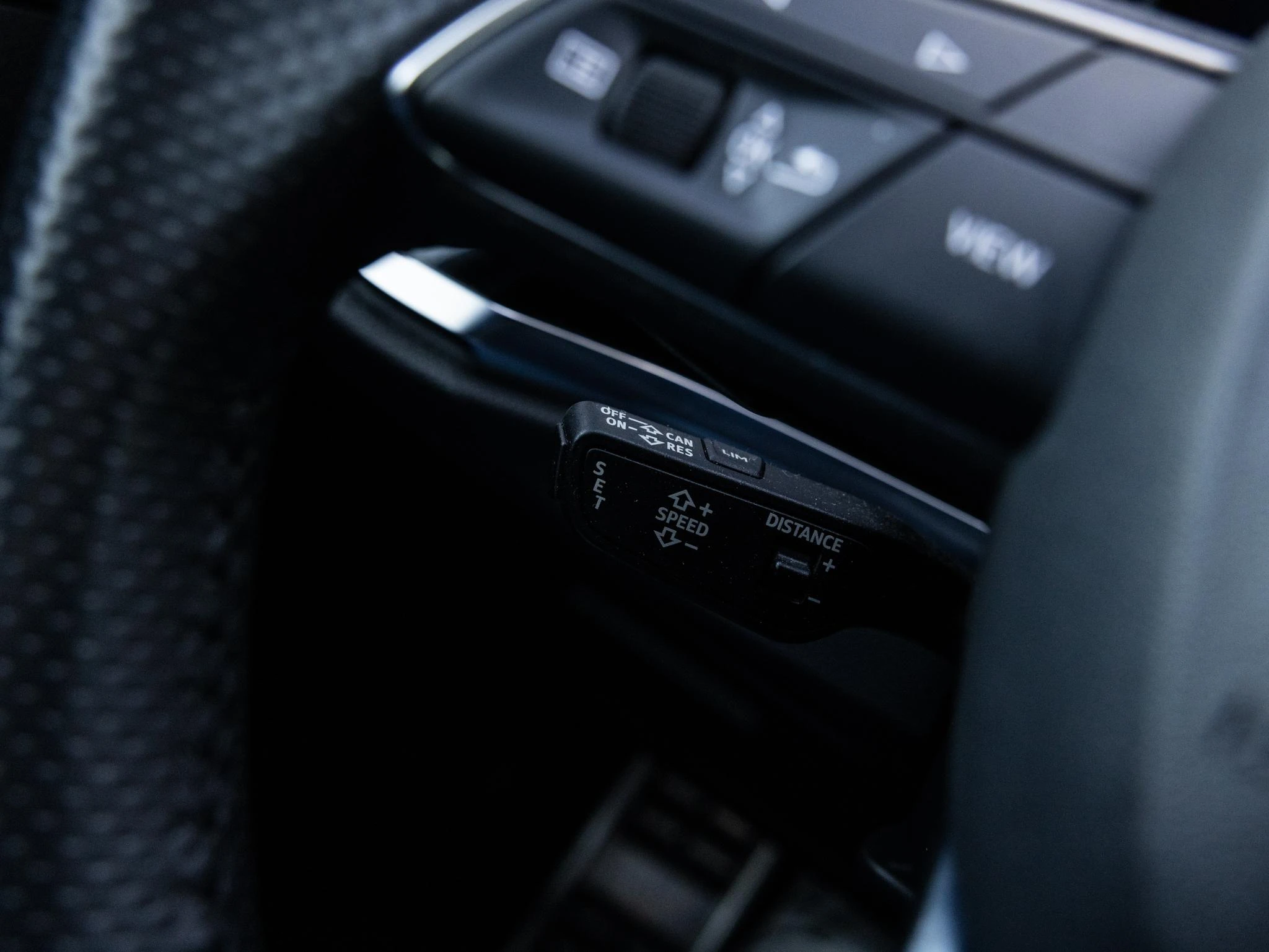 Audi-RSQ3-image-38