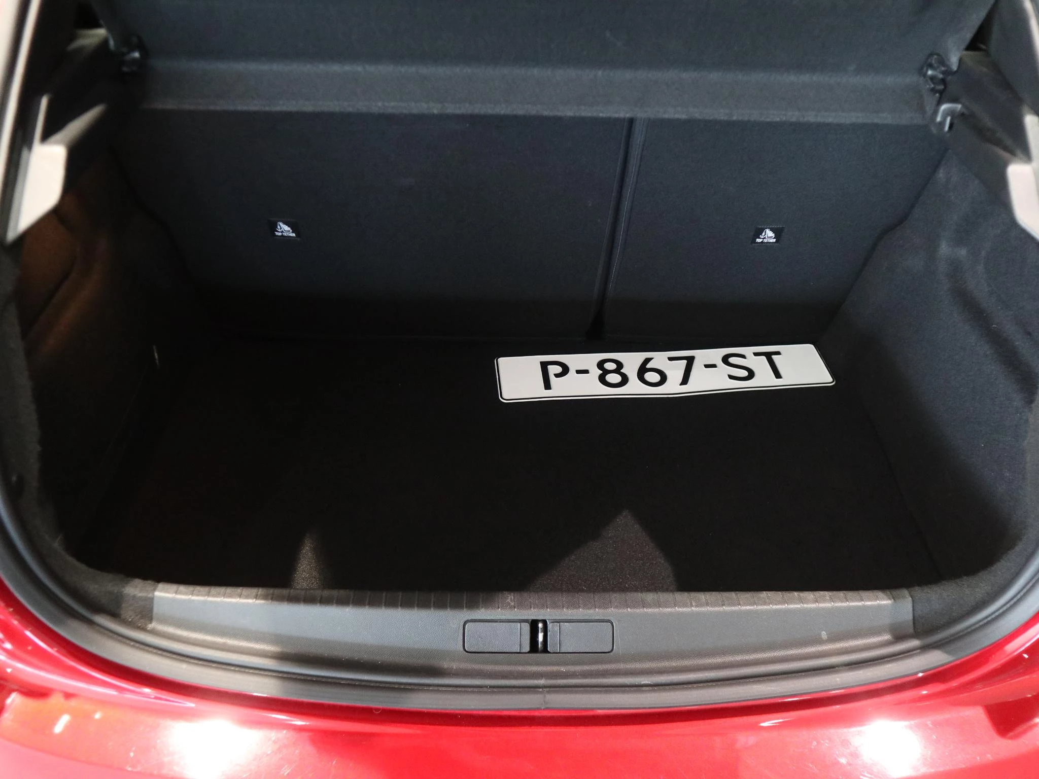 Peugeot-208-image-19