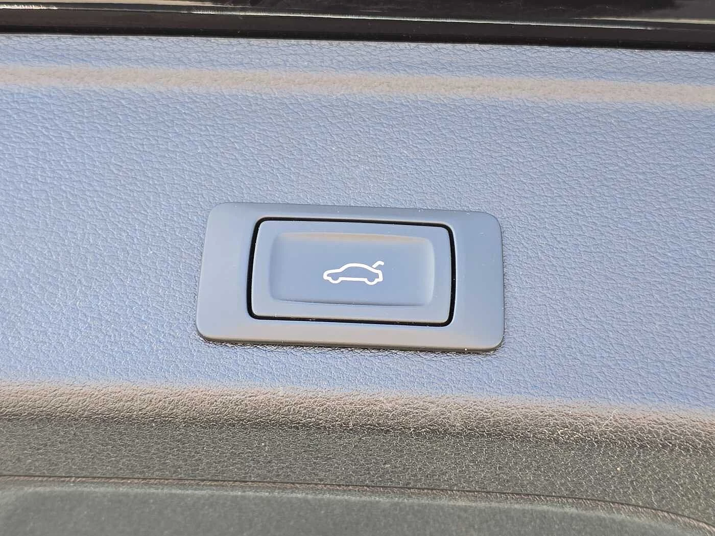 Audi-A4-image-35