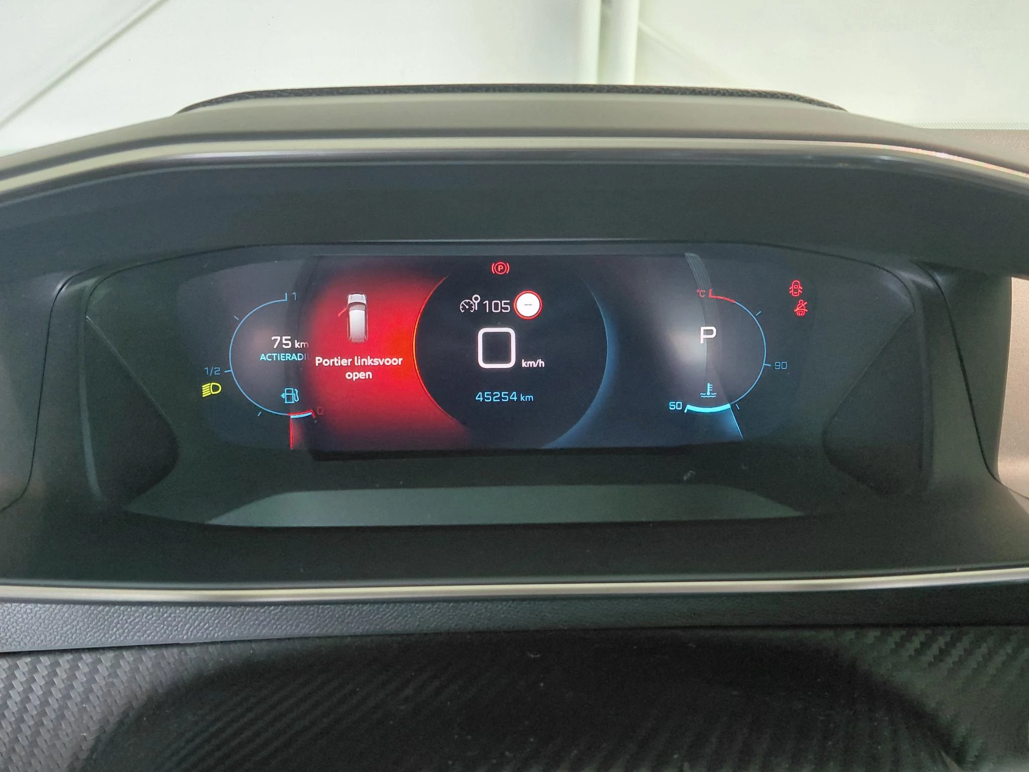 Peugeot-2008-image-16