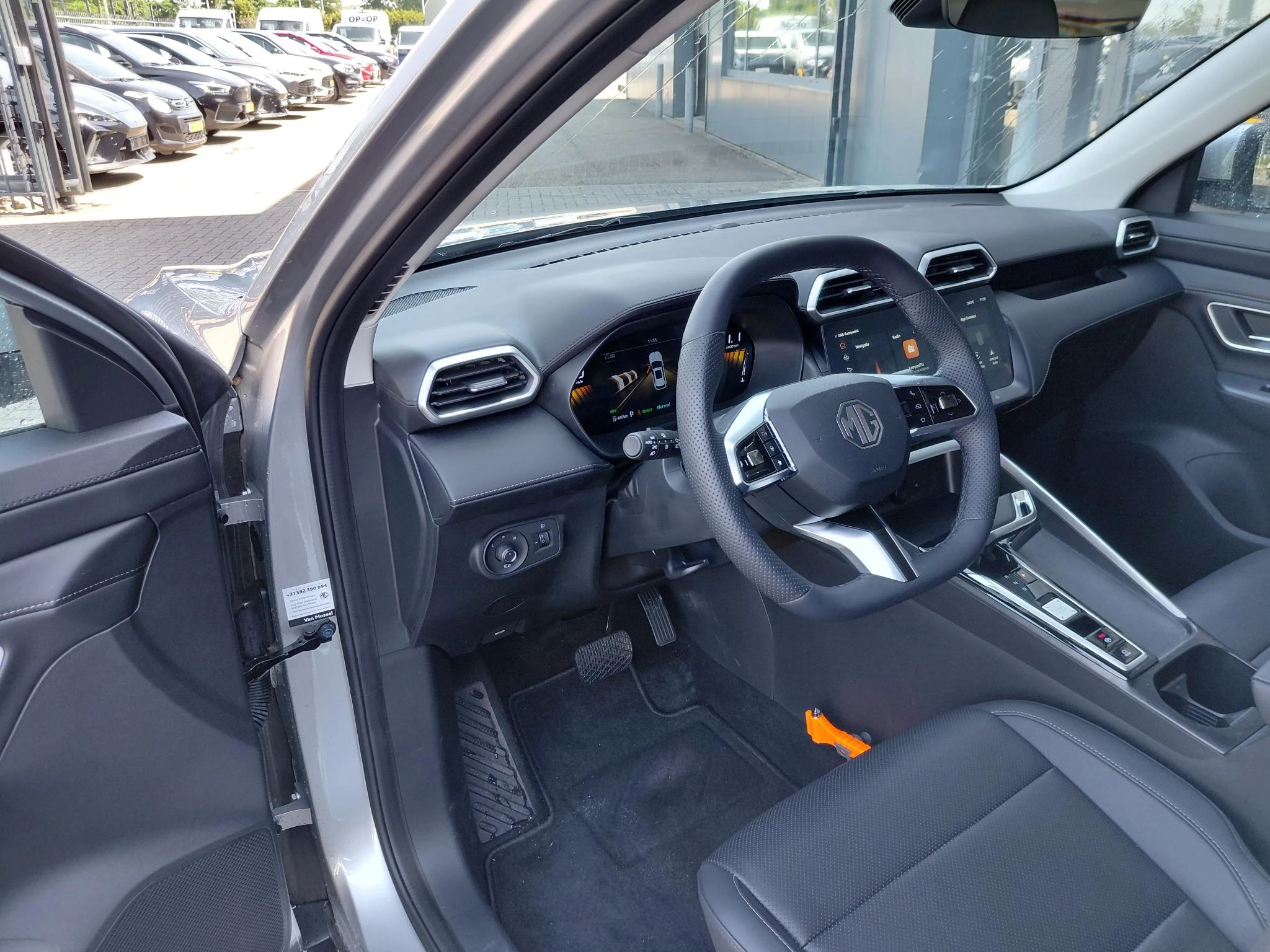 MG ZS 1.5 Hybrid+ Luxury