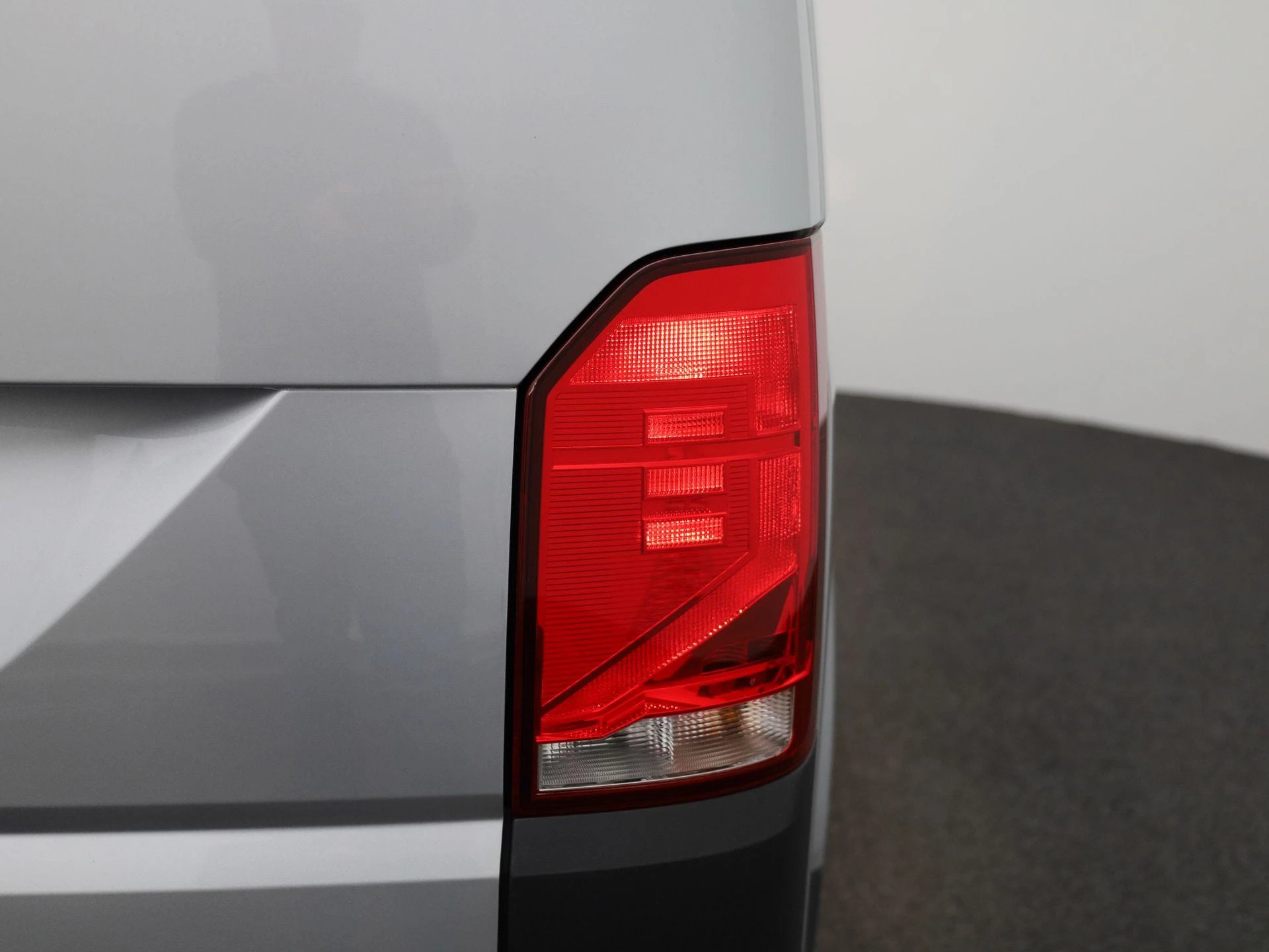 Volkswagen Transporter 2.0 TDI L1H1 150PK