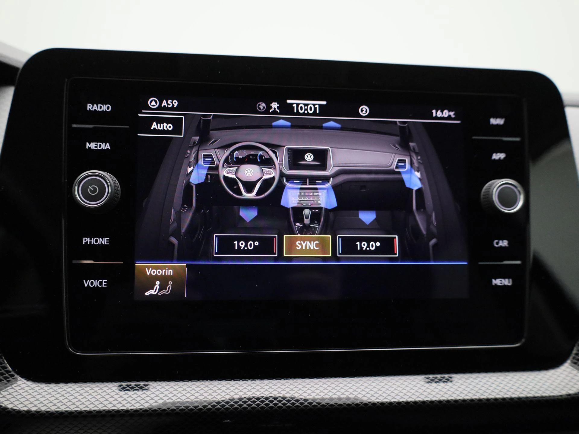 Volkswagen-T-Cross-image-31
