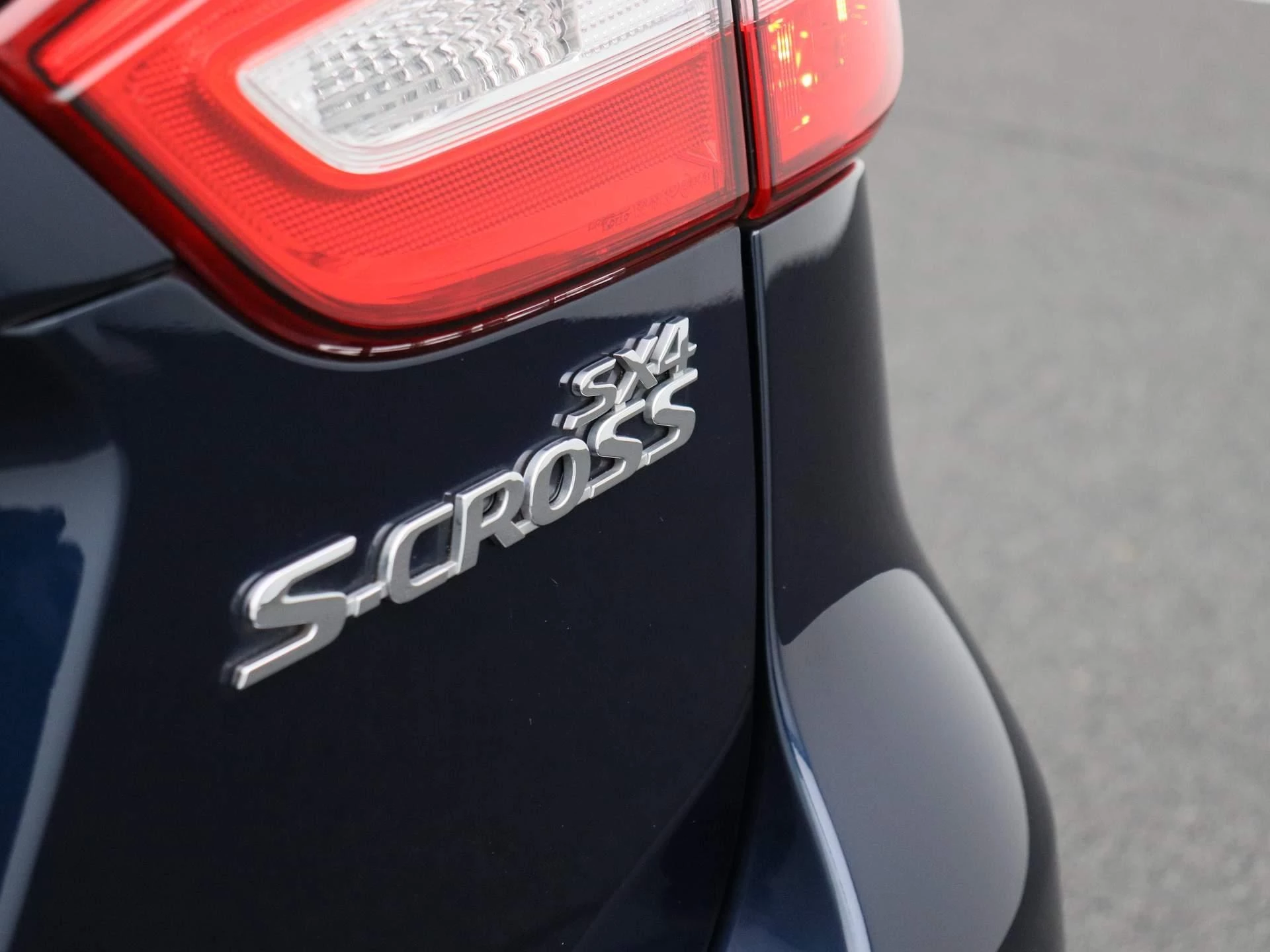 Suzuki-S-Cross-image-30