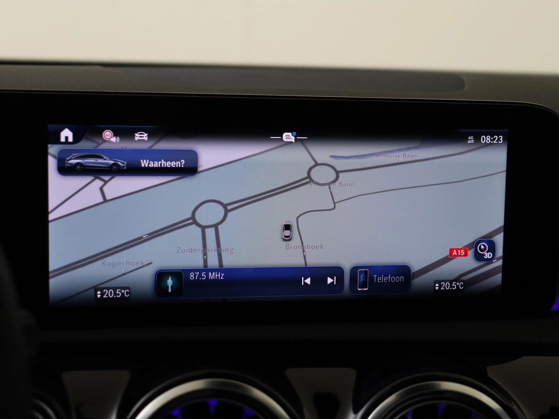 Mercedes-Benz-CLA-image-16