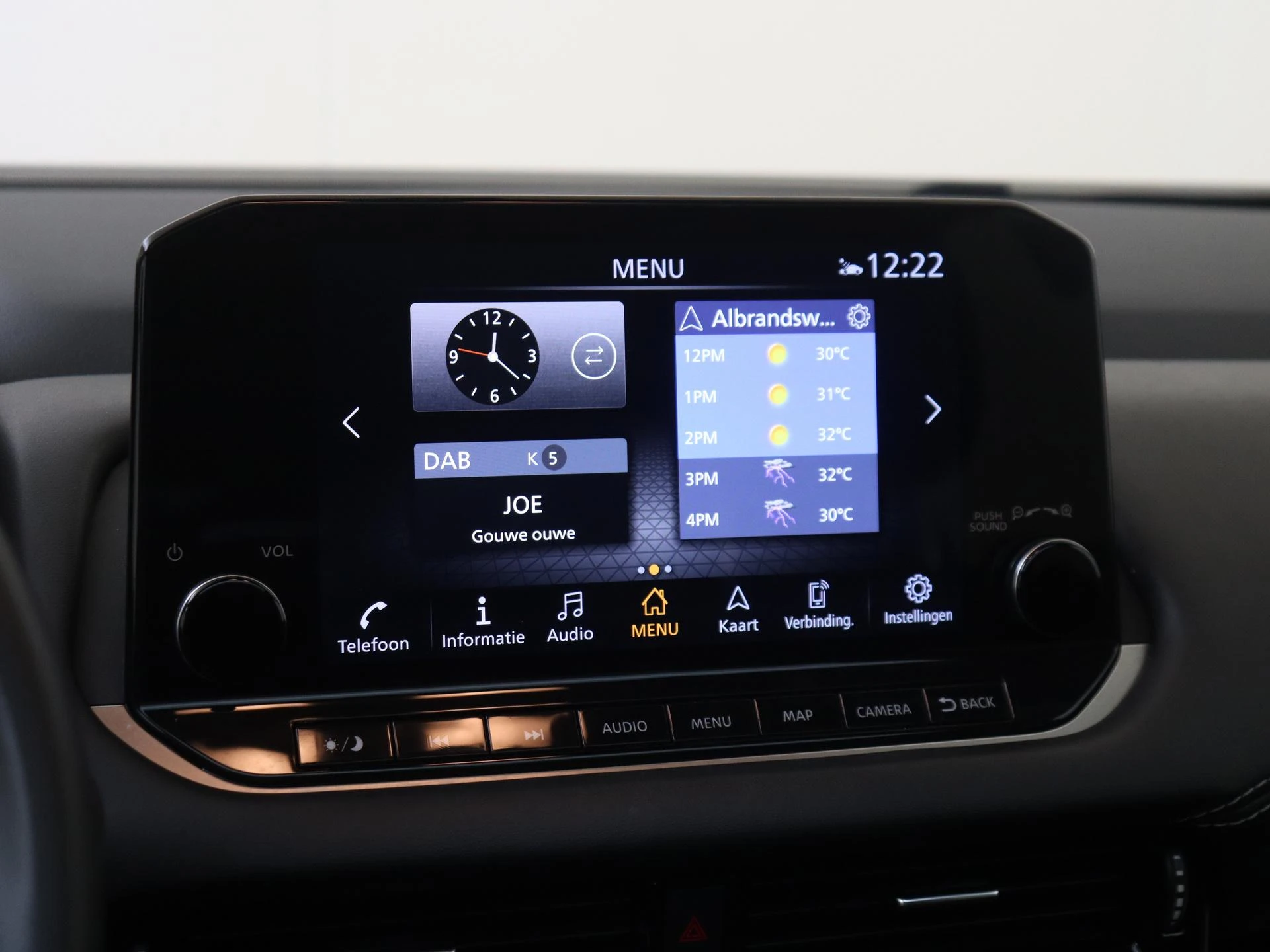 Nissan-QASHQAI-image-15