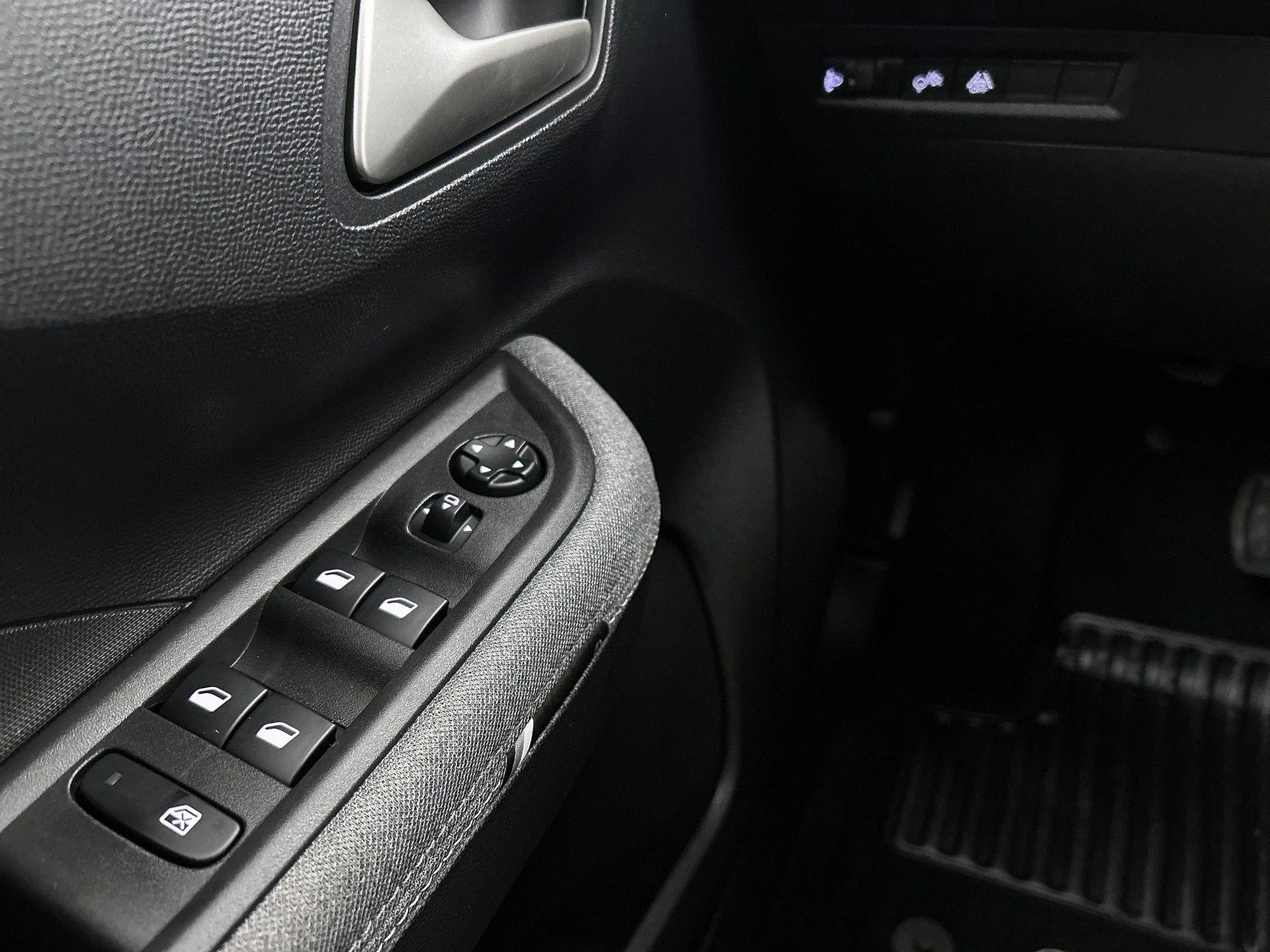 Opel-Frontera-image-29