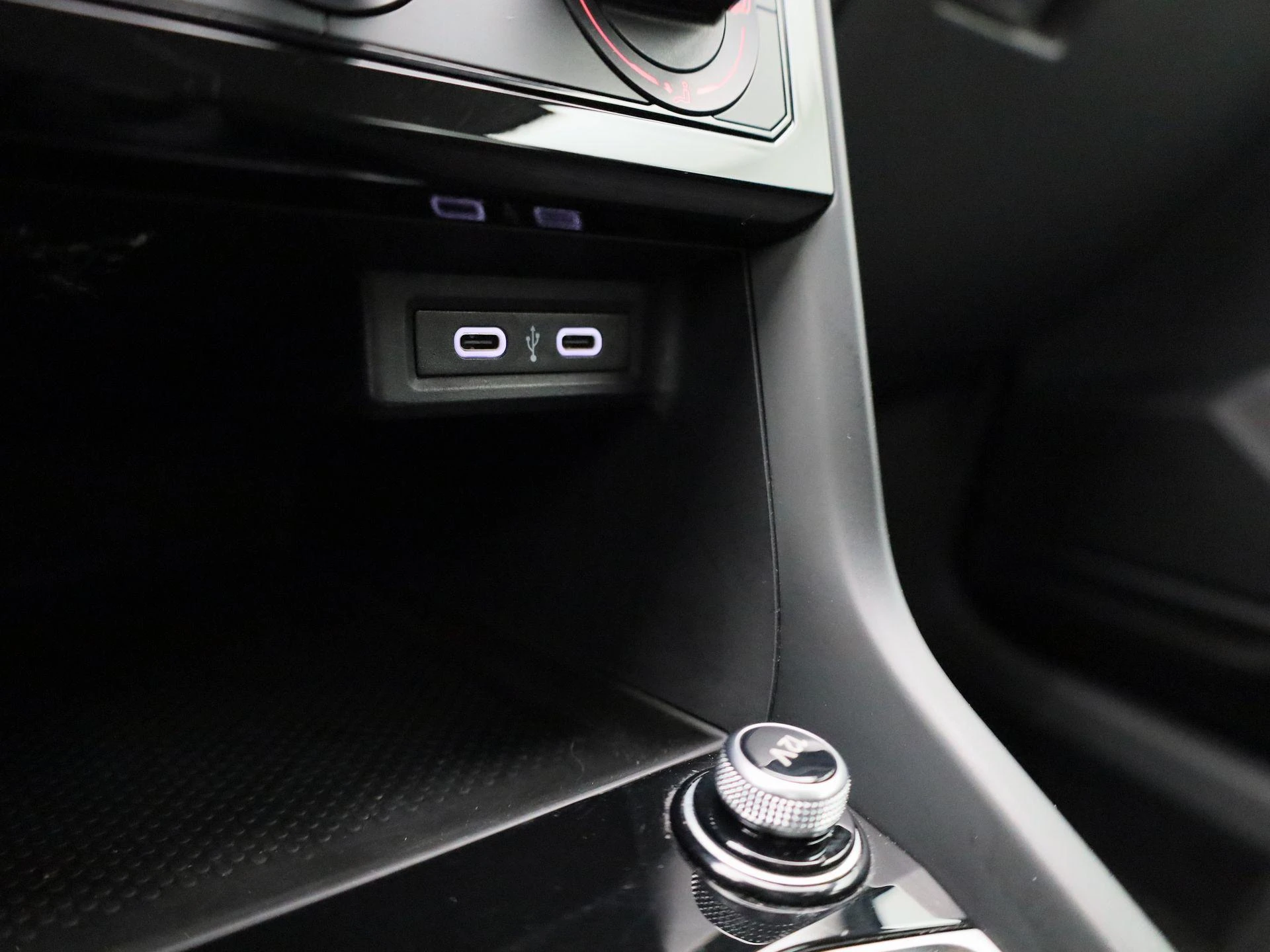 Volkswagen-T-Cross-image-22