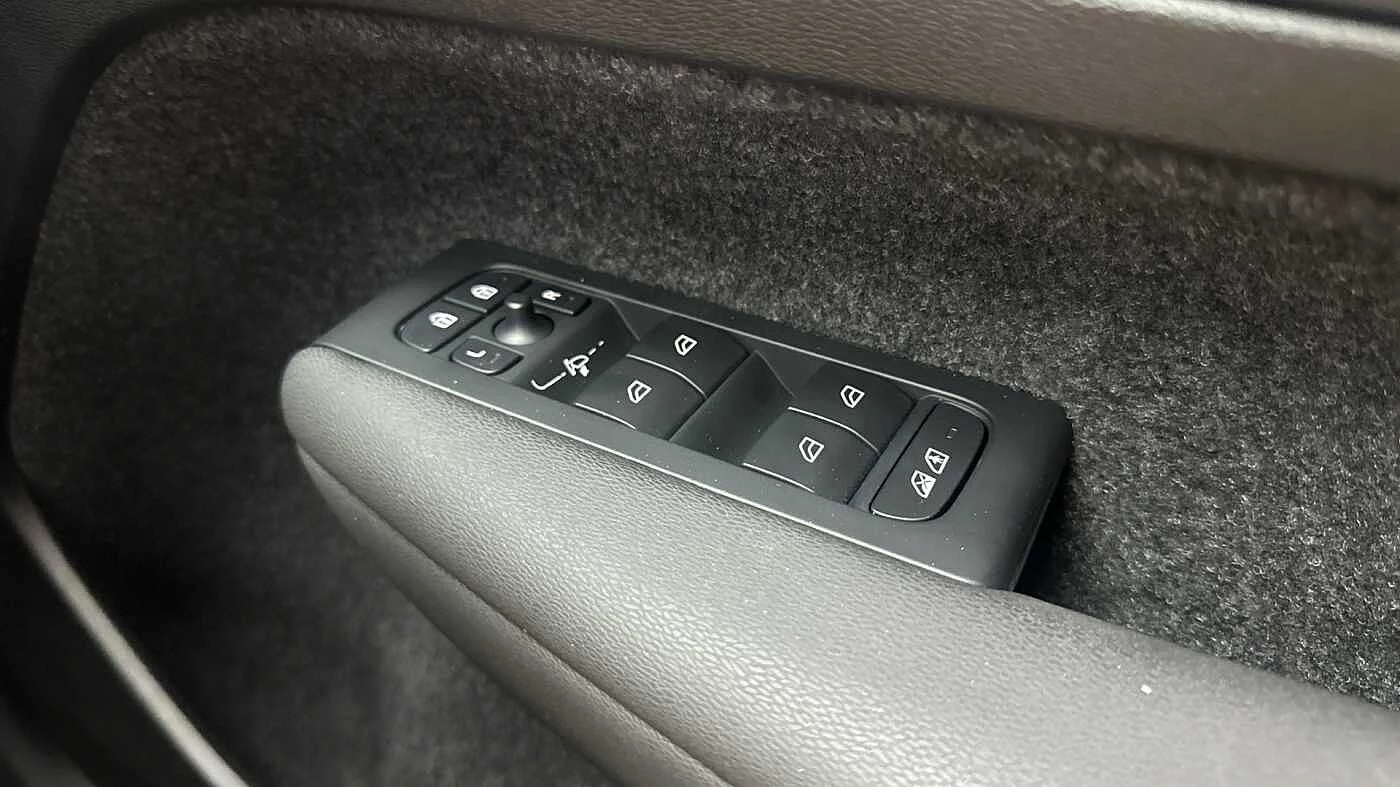 Volvo-XC40-image-30