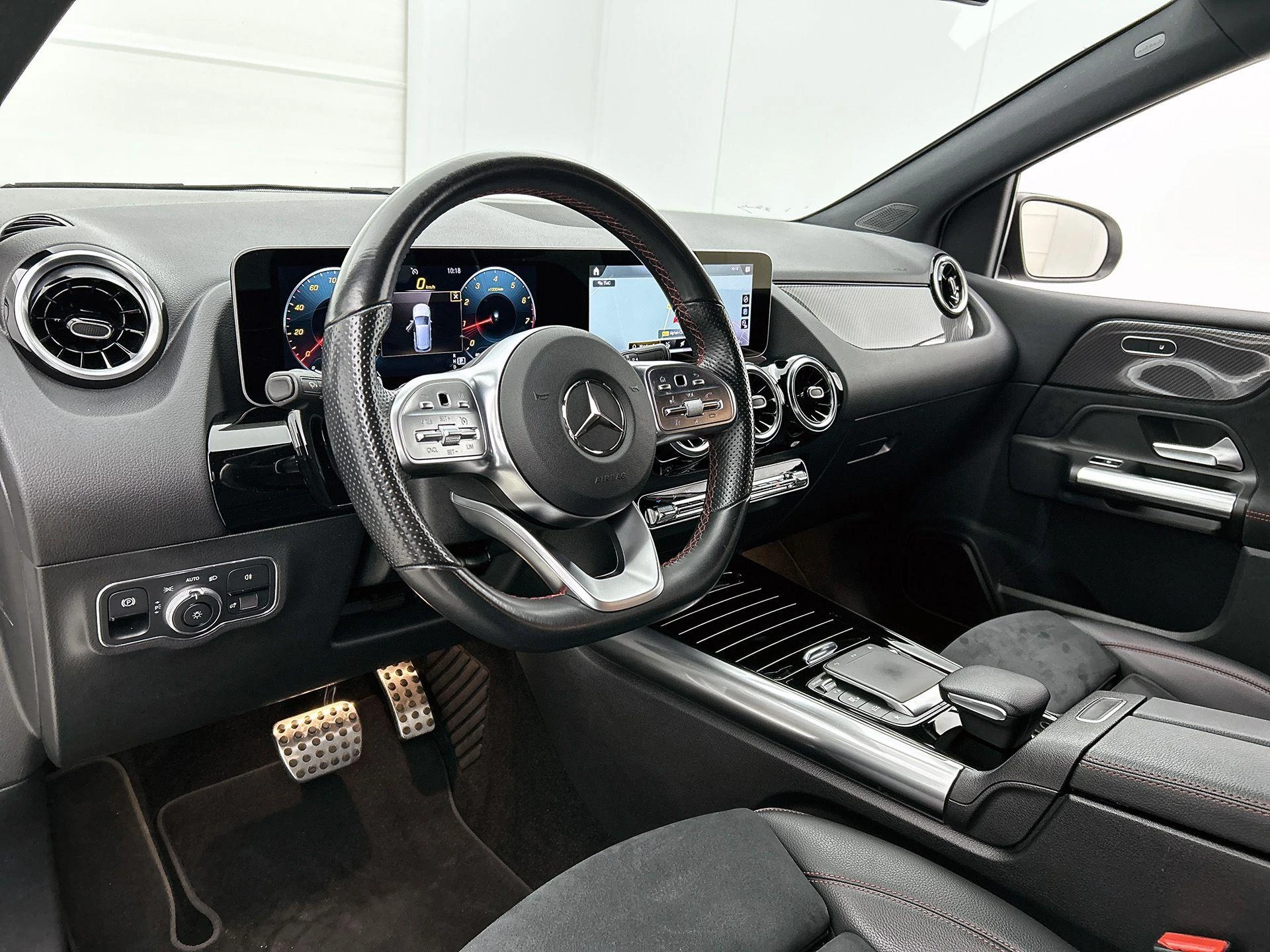 Mercedes-Benz-B-Klasse-image-22
