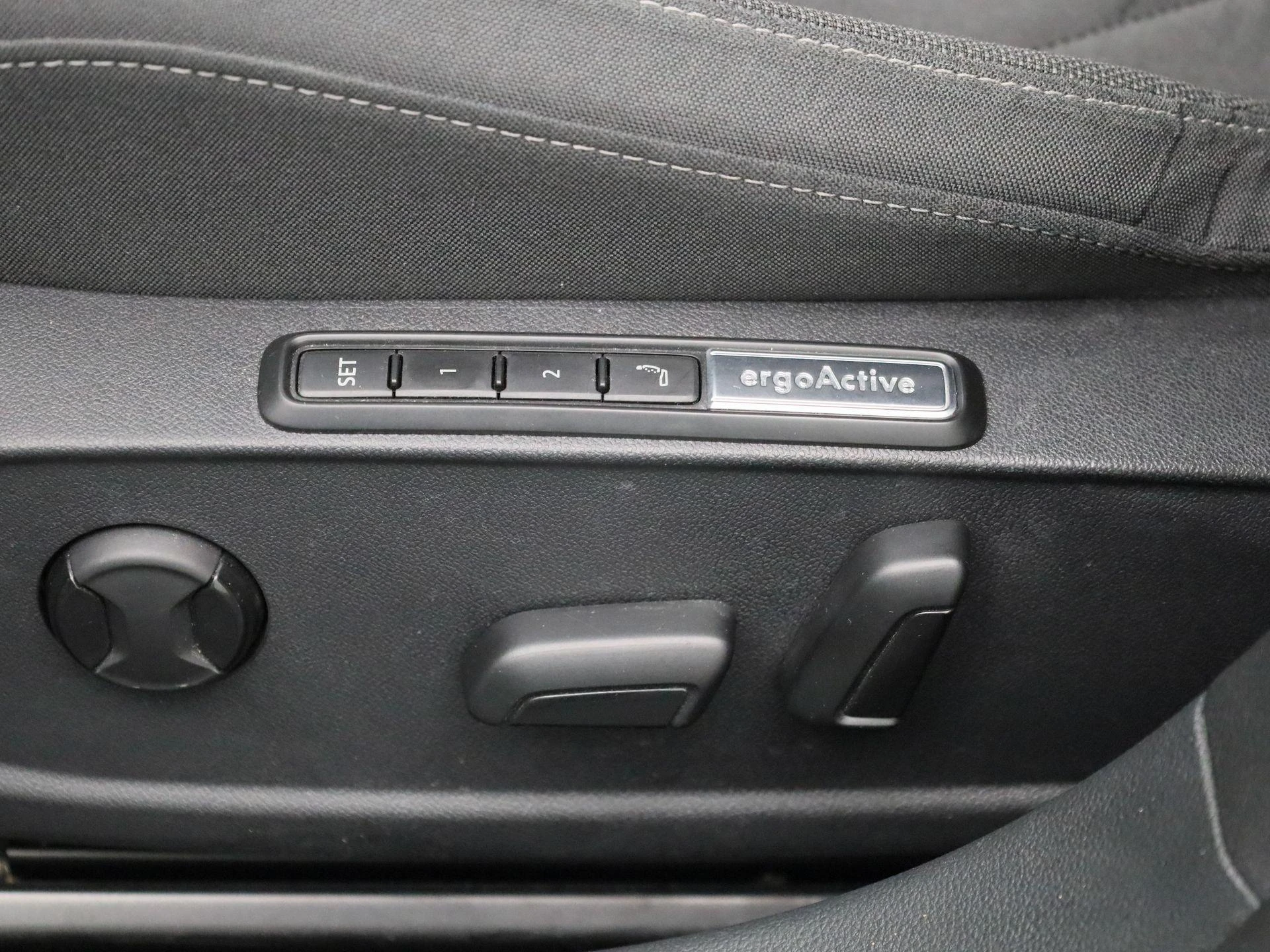 Volkswagen Golf Variant 1.0 TSI Life Business