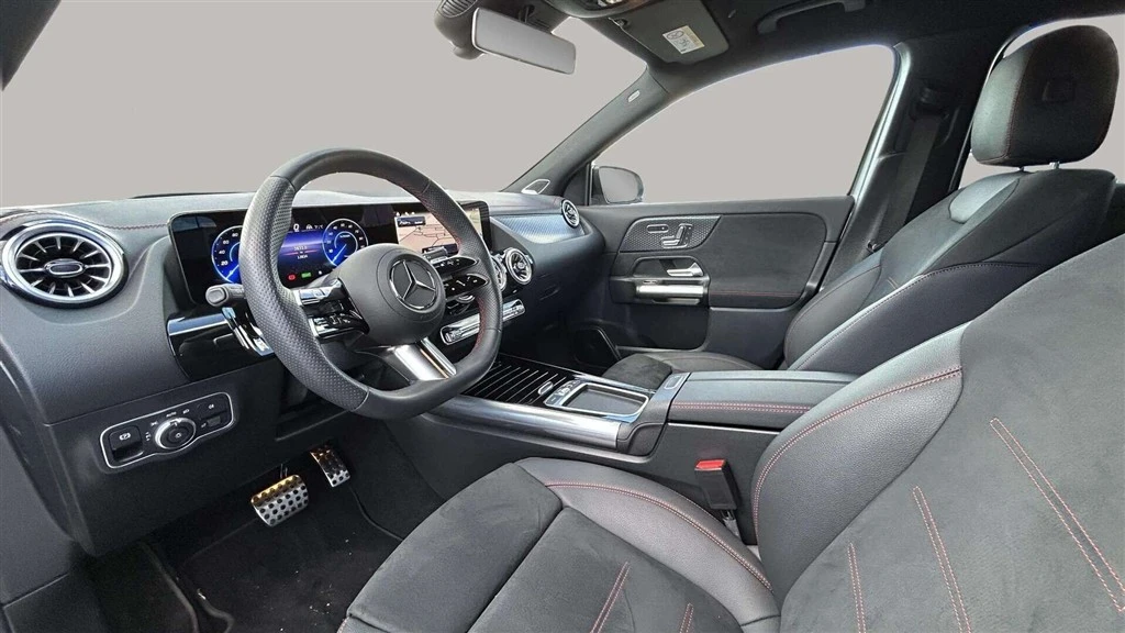 Mercedes-Benz-EQA-image-9