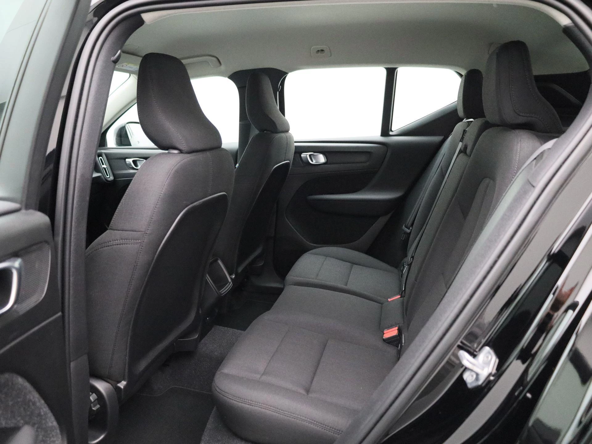 Volvo-XC40-image-9