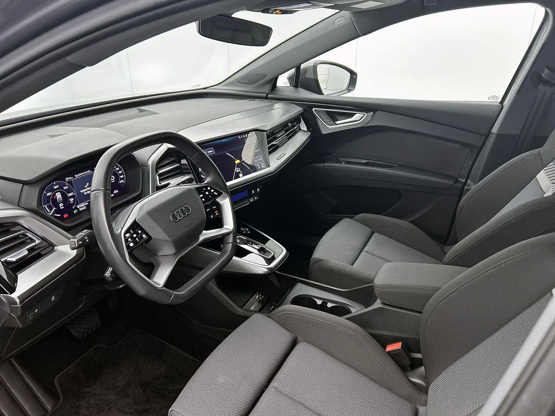 Audi-Q4 e-tron-image-18