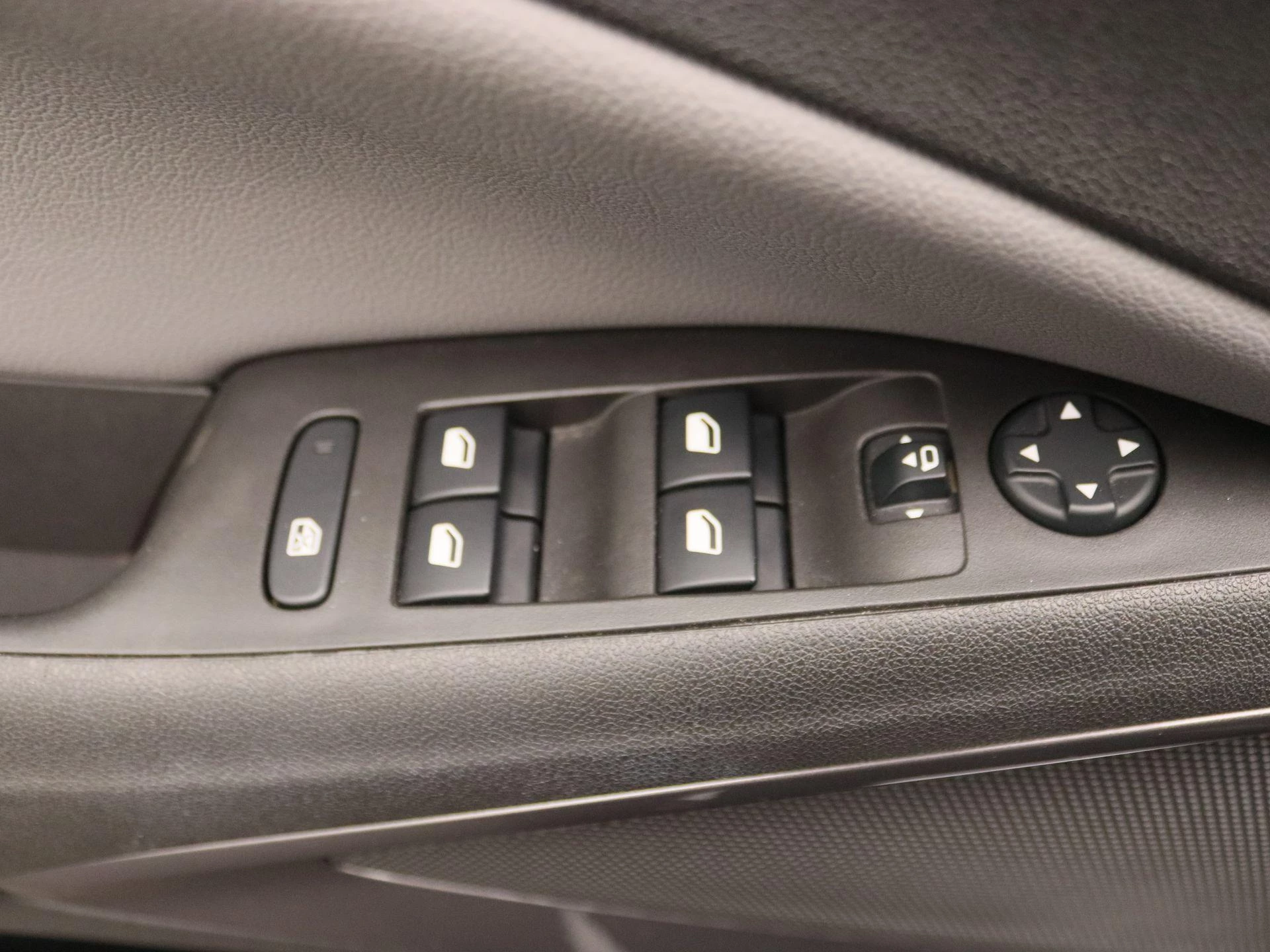 Opel-Crossland X-image-20