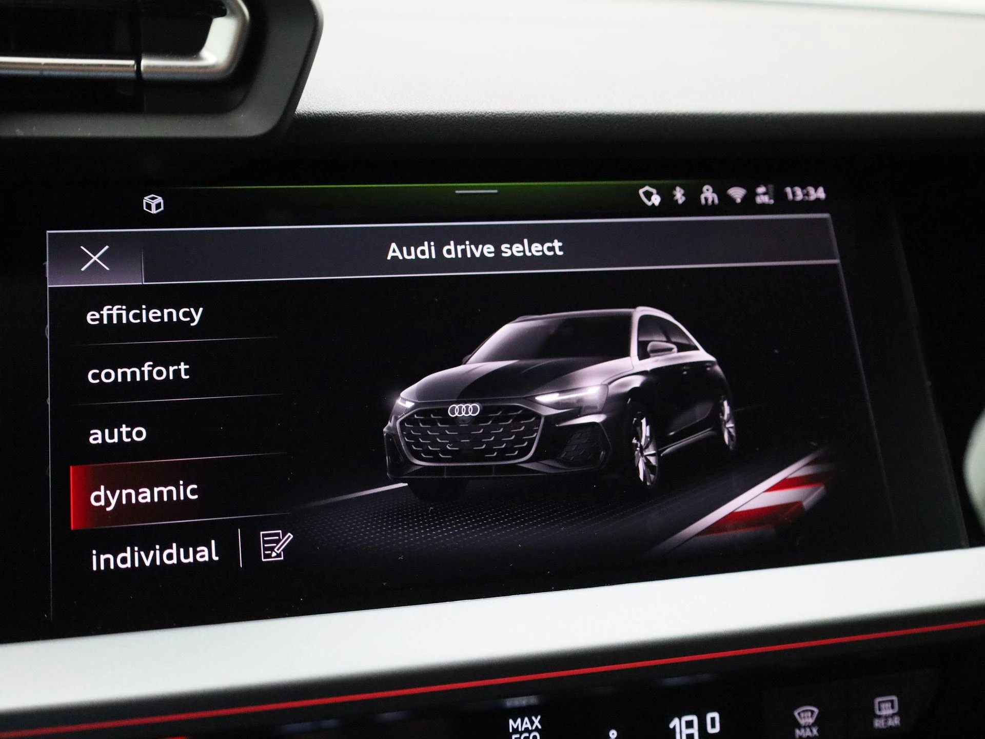 Audi A3 Sportback 40 TFSI e S edition 204 PK