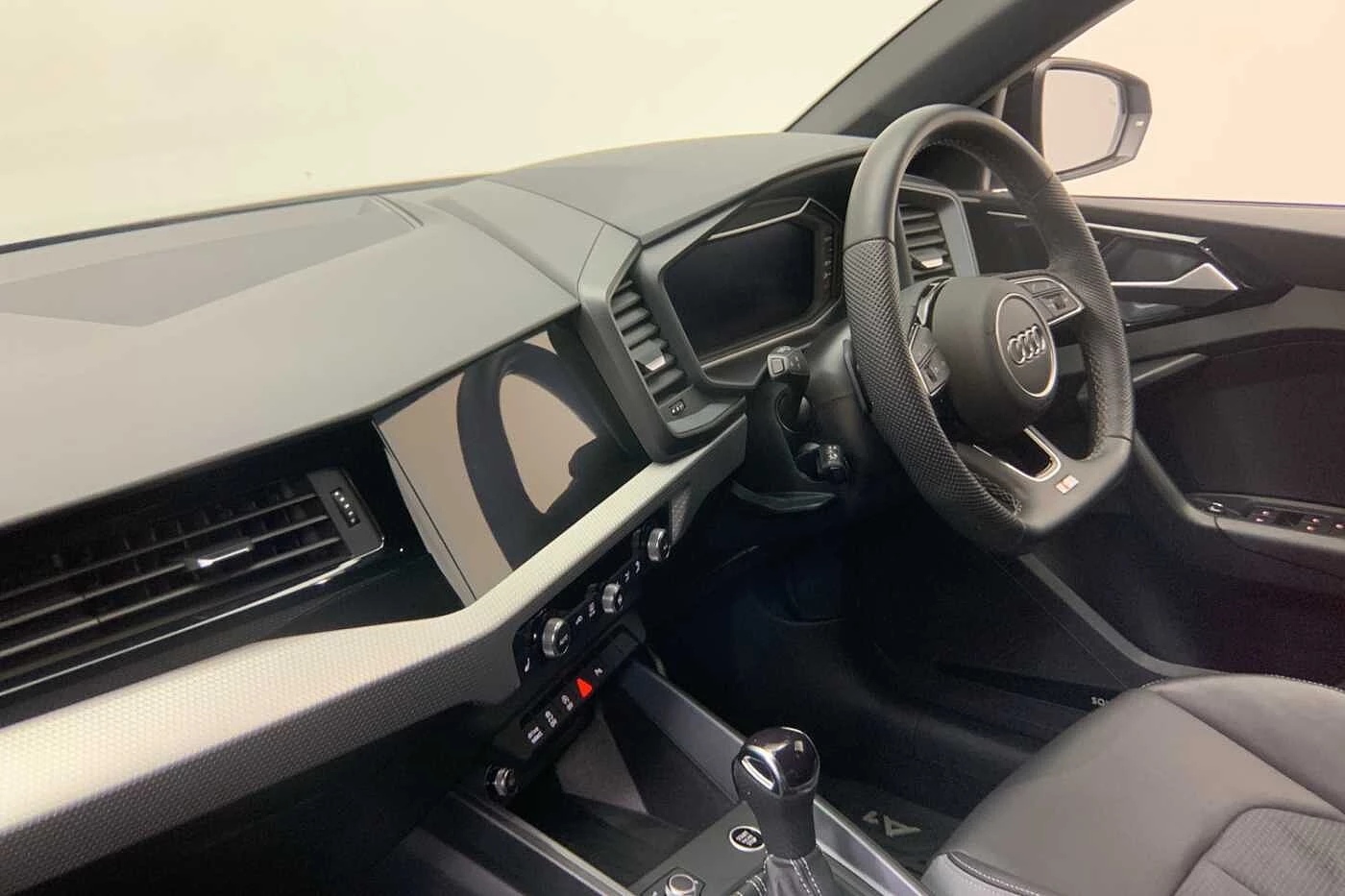 Audi-A1 Sportback-image-11