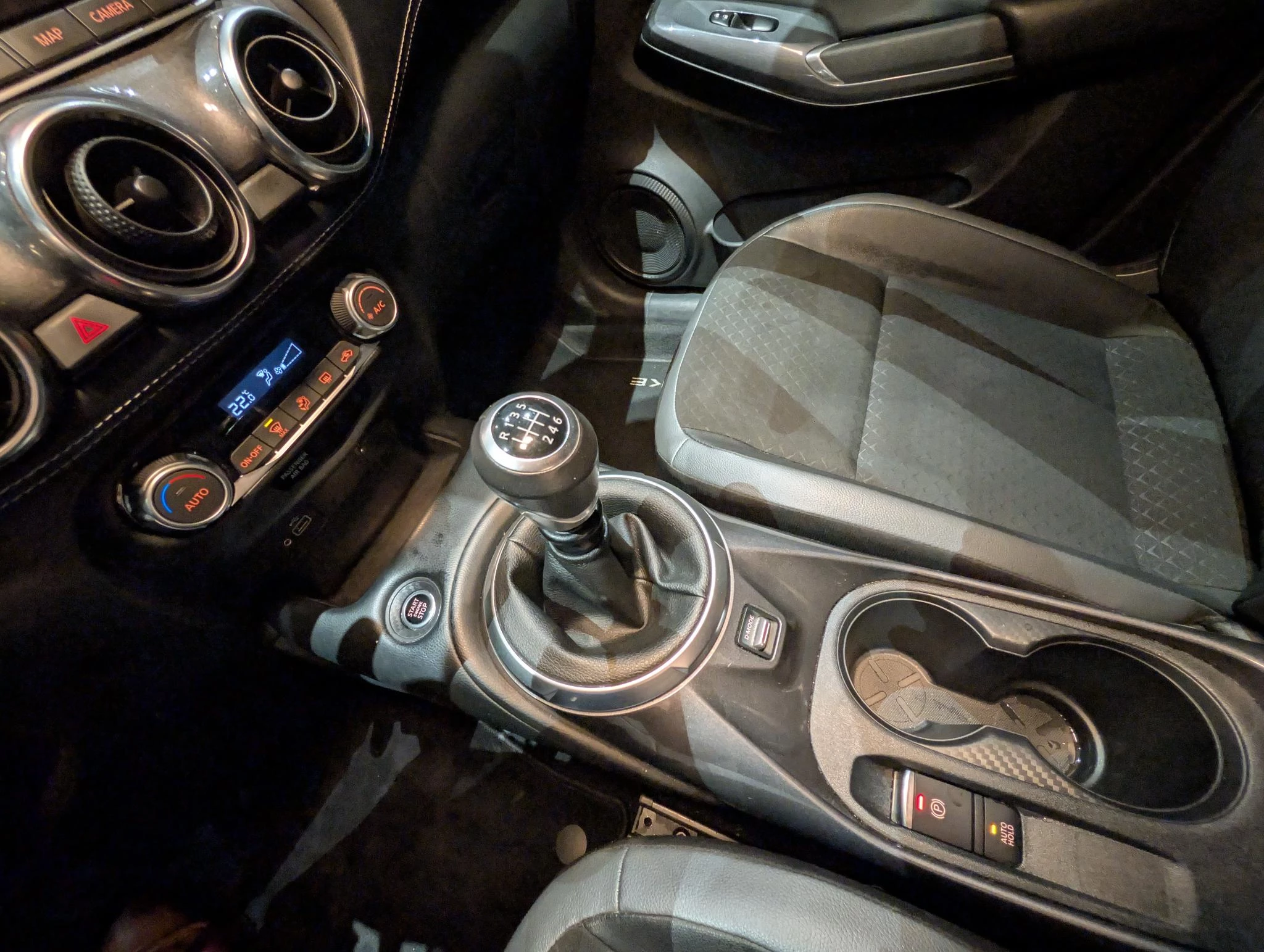 Nissan Juke 1.0 DIG-T 114 N-Design