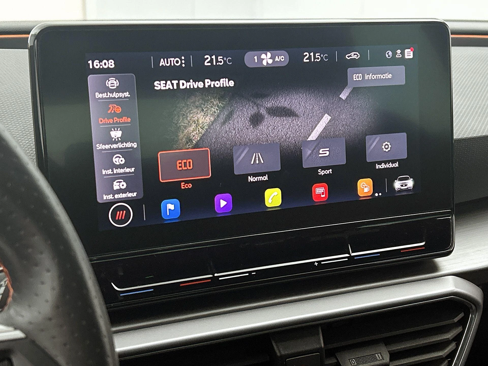 SEAT-Leon-image-10