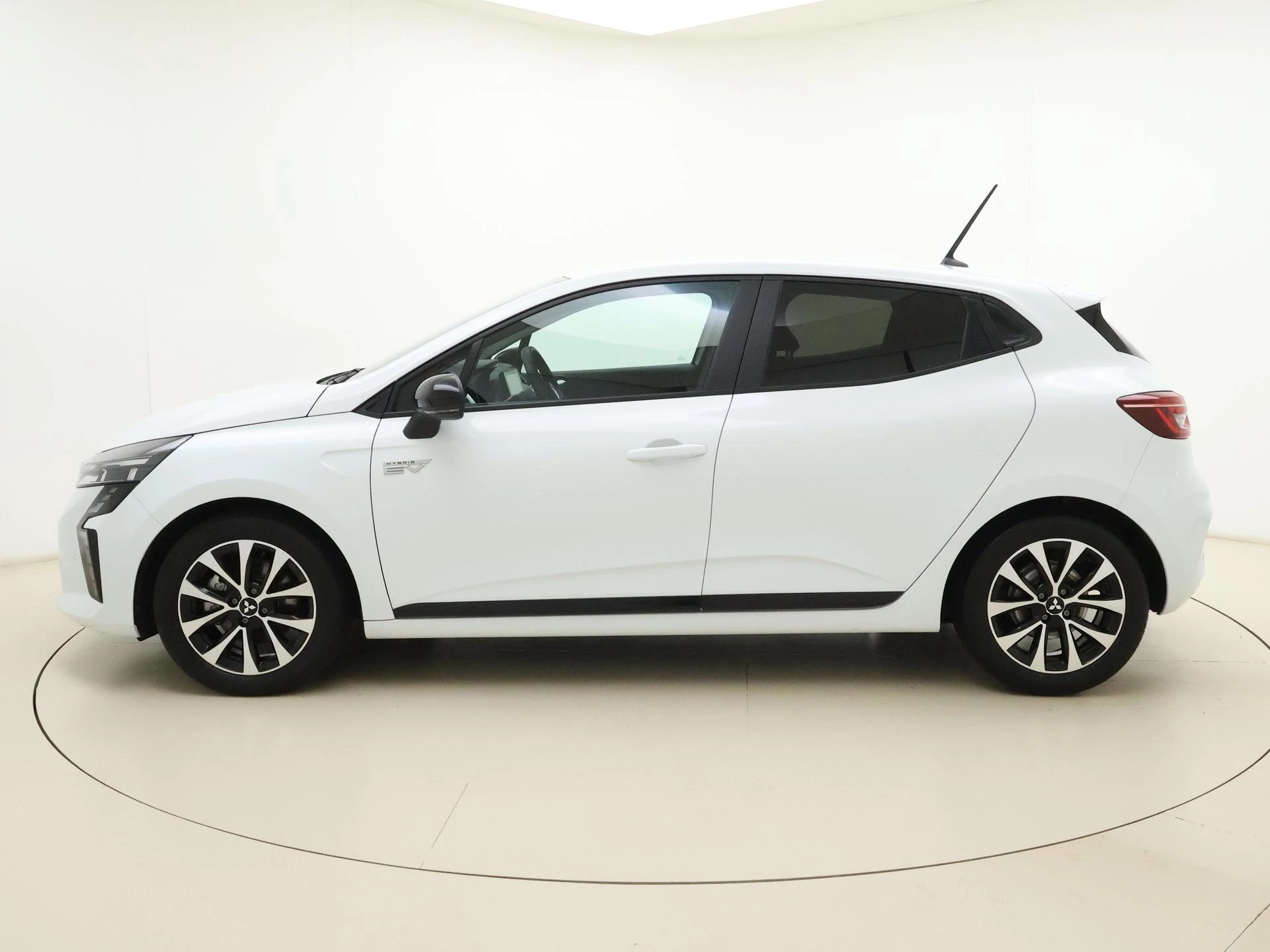 Mitsubishi Colt 1.6 HEV Intense