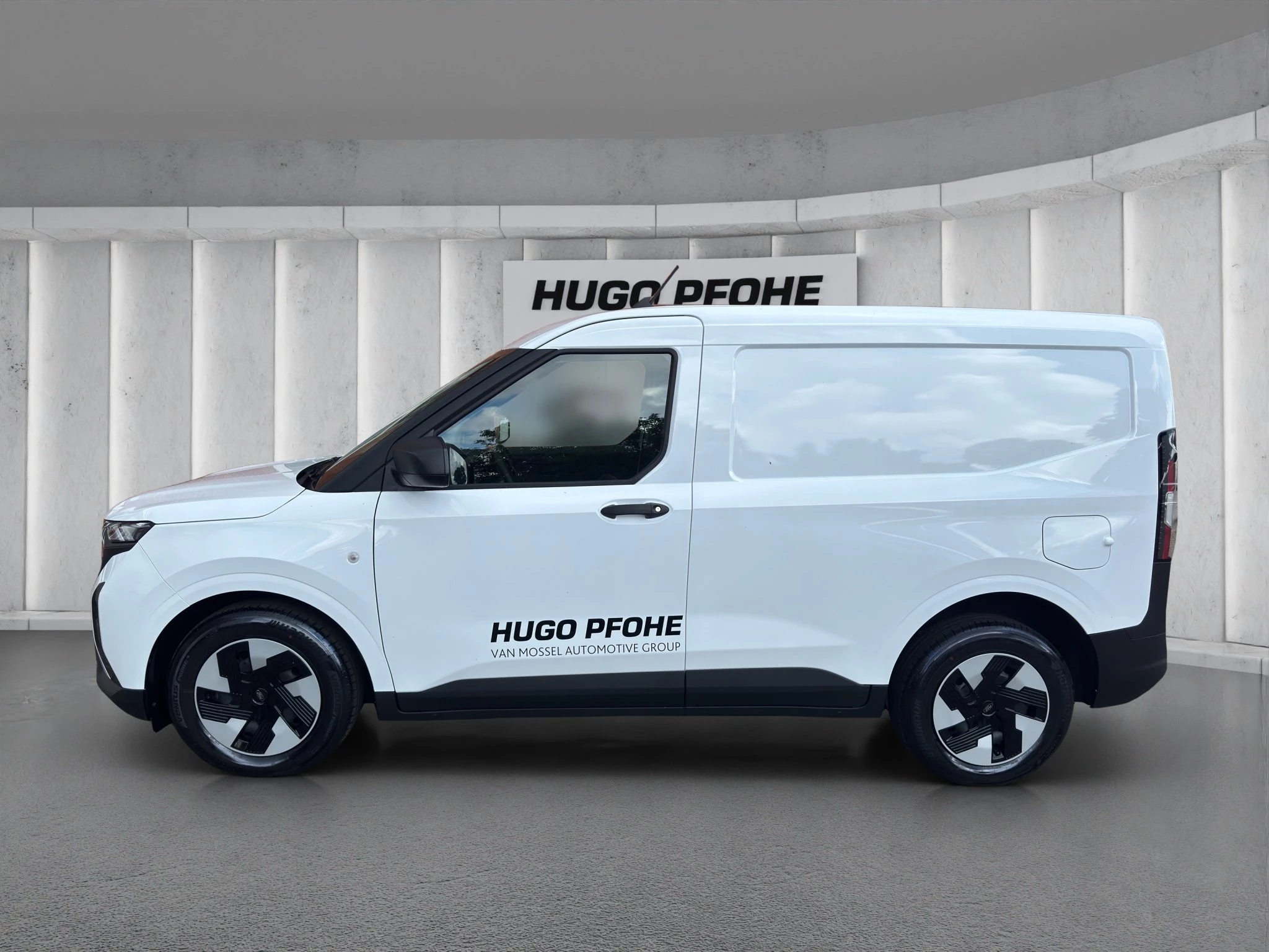 Ford Transit Courier Trend Elektro 100 kW RFK SHZ PDC