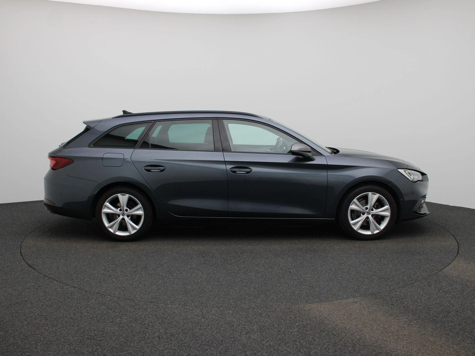 SEAT-Leon-image-5