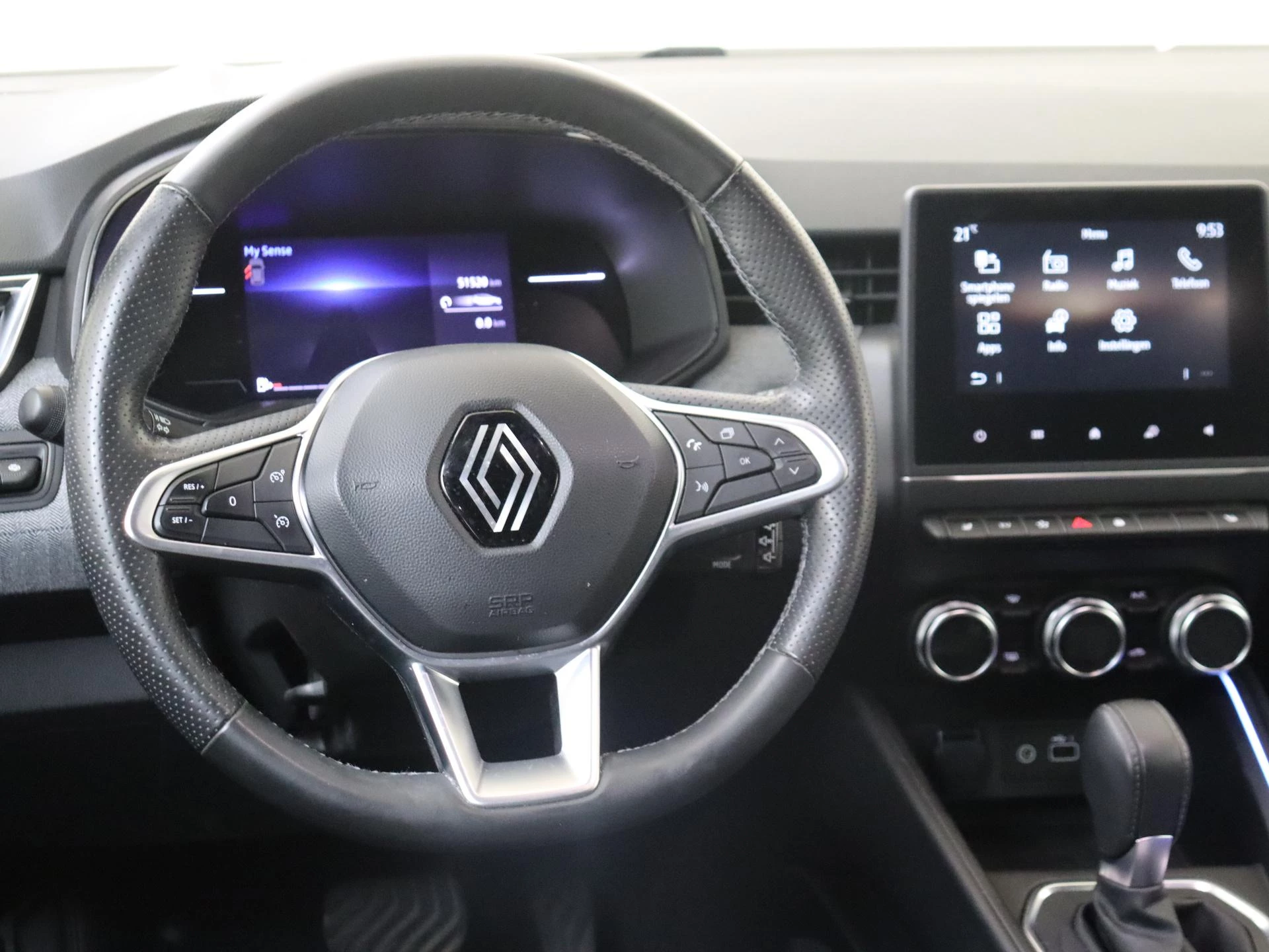 Renault Clio 1.6 E-Tech Full Hybrid 145 techno AUTOMAAT