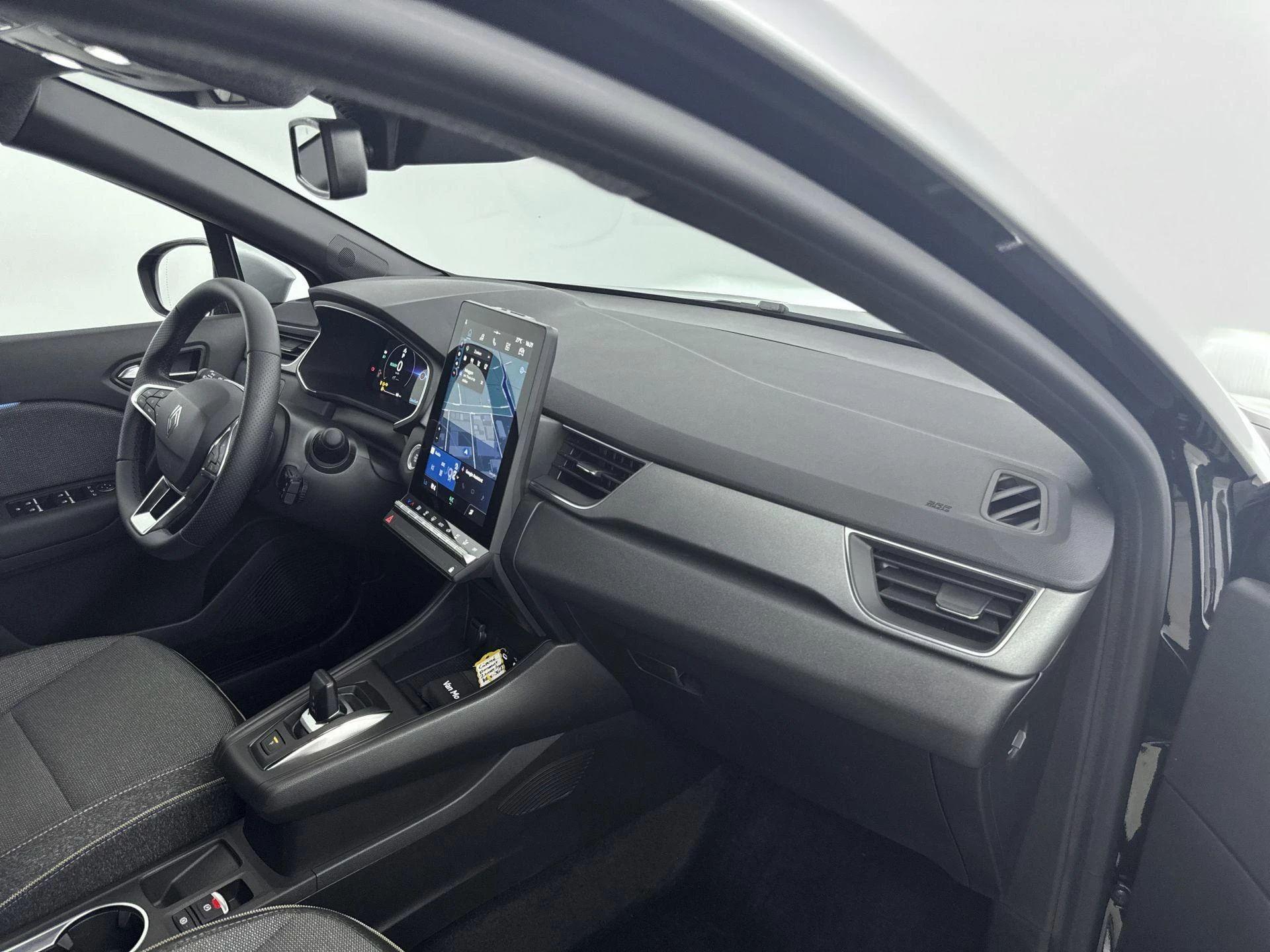 Renault-Captur-image-17