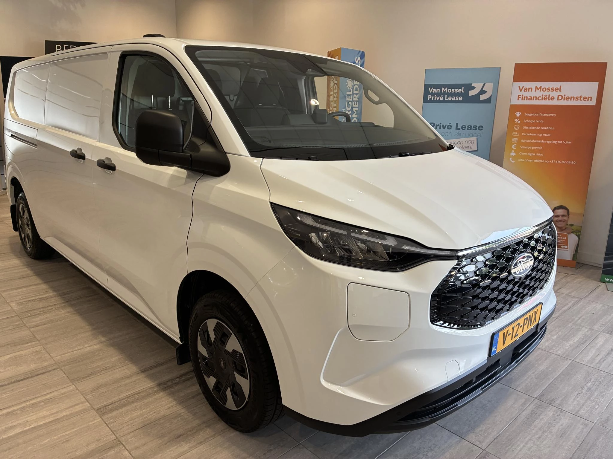 Ford E-Transit Cust. 340 L2H1 Trend 71 kWh
