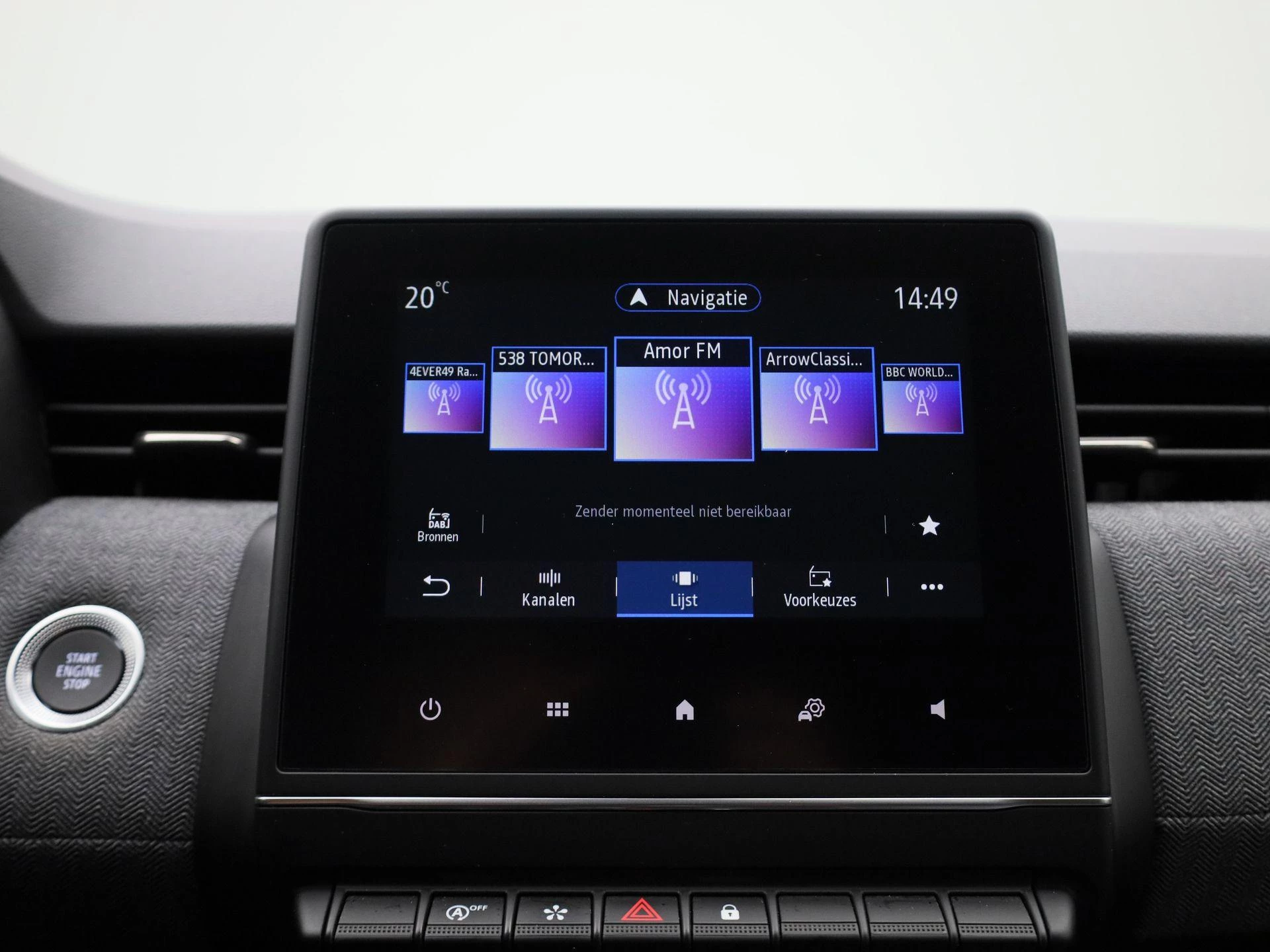 Renault-Clio-image-21