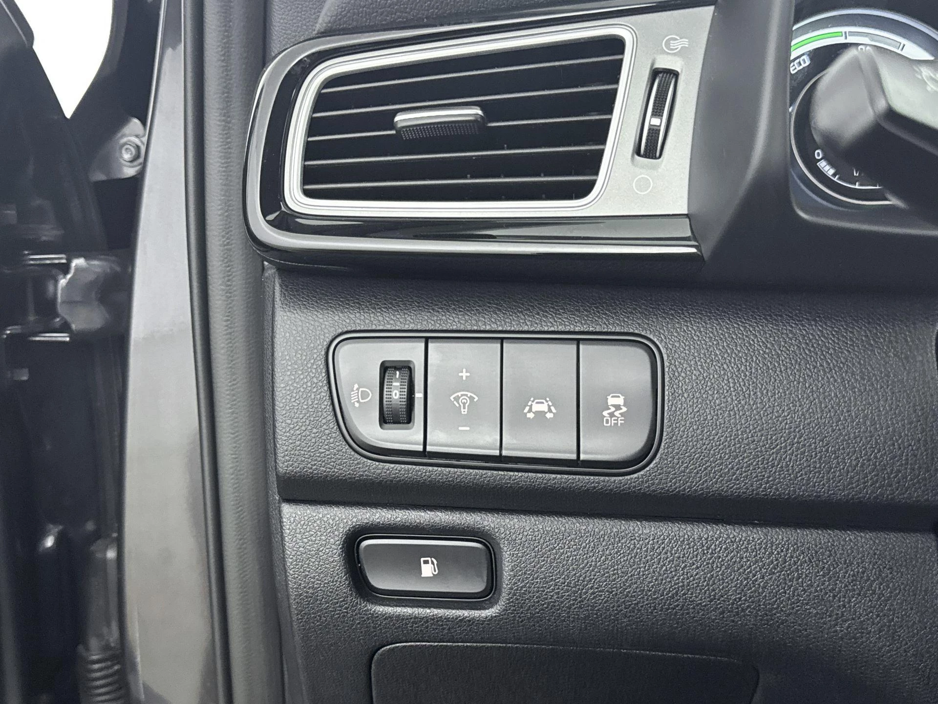 Kia Niro 1.6 GDi 140Pk Hybrid First Edition