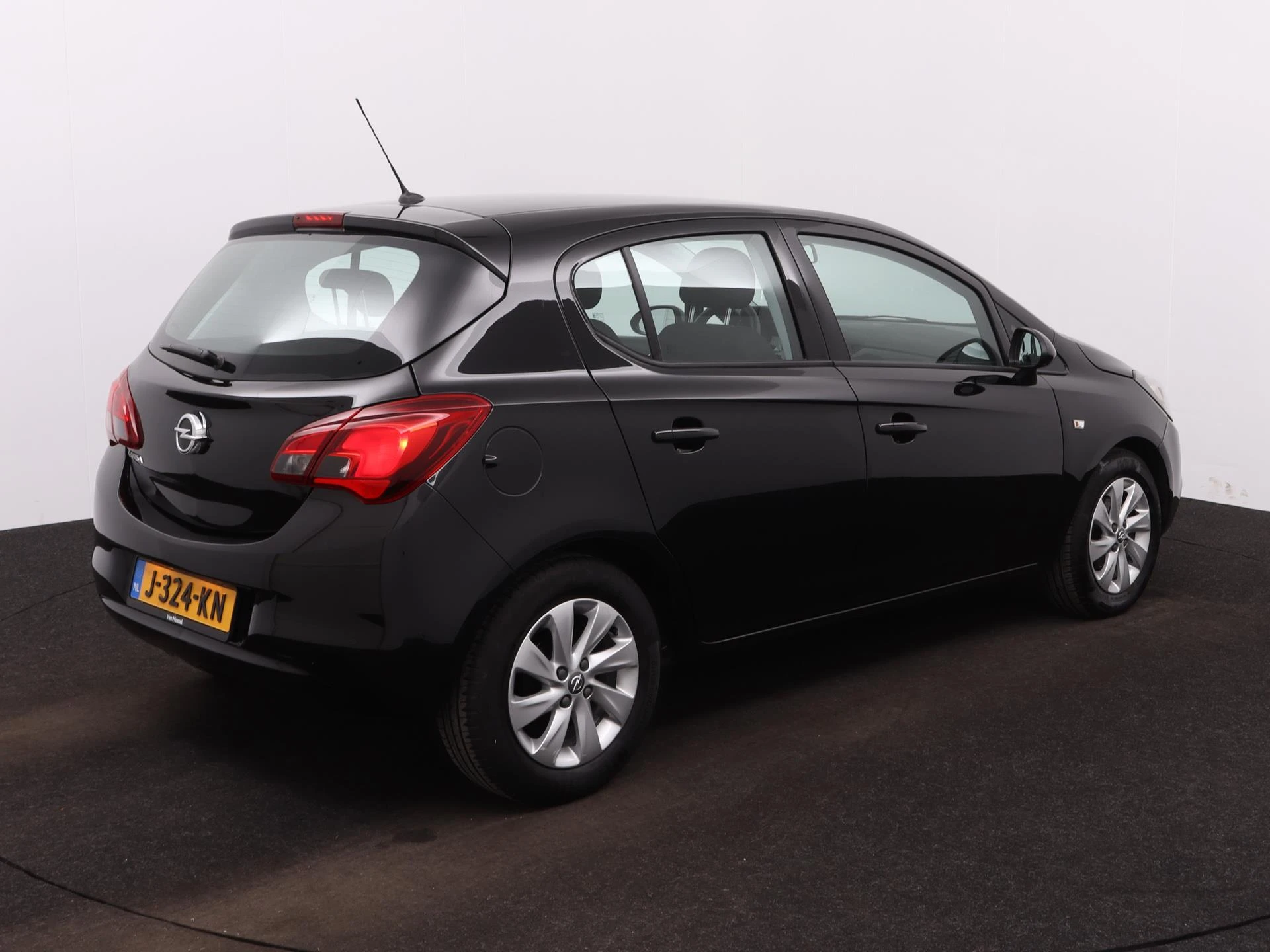 Opel-Corsa-image-6