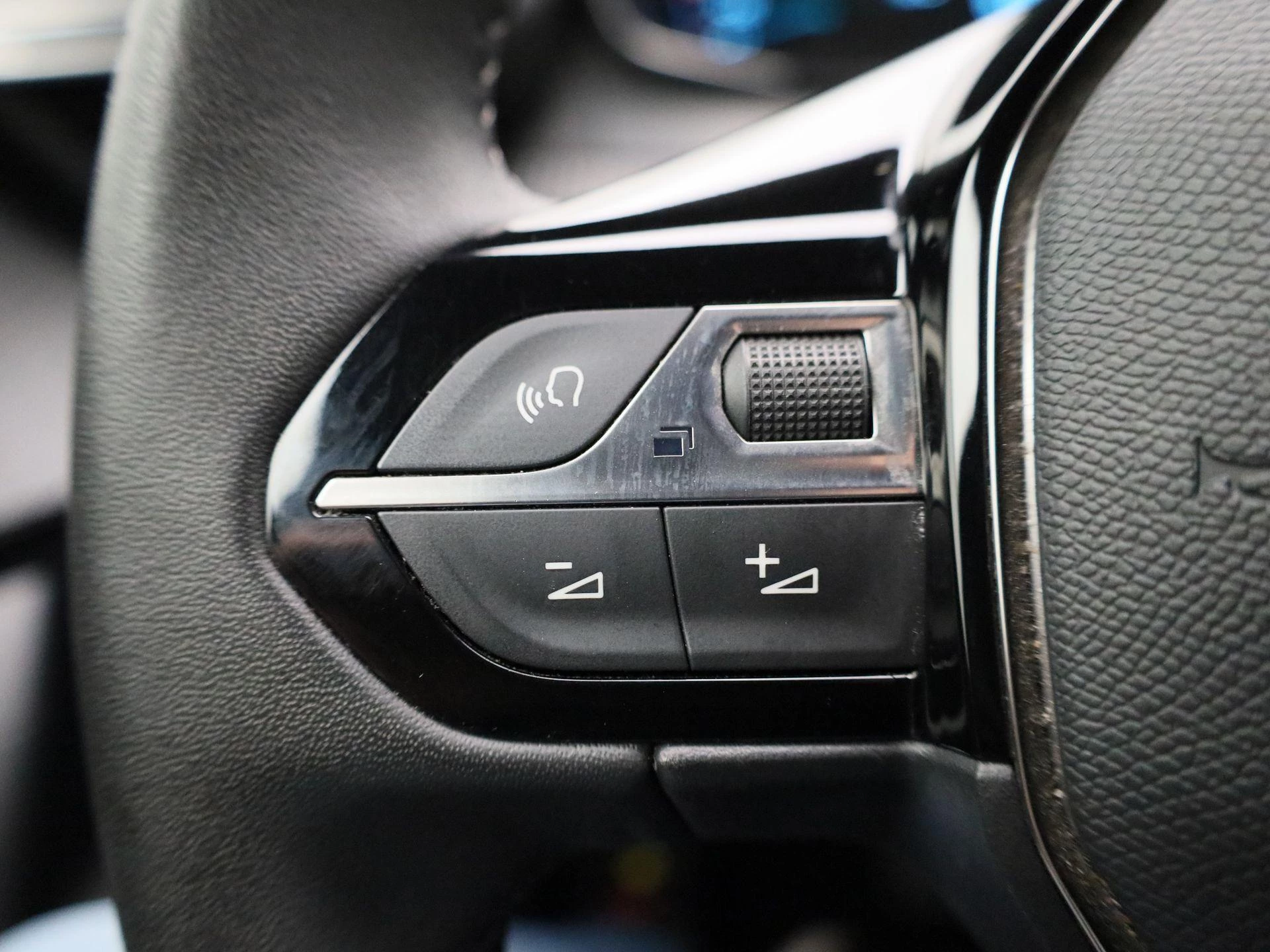 Peugeot e-2008 e-2008 Allure